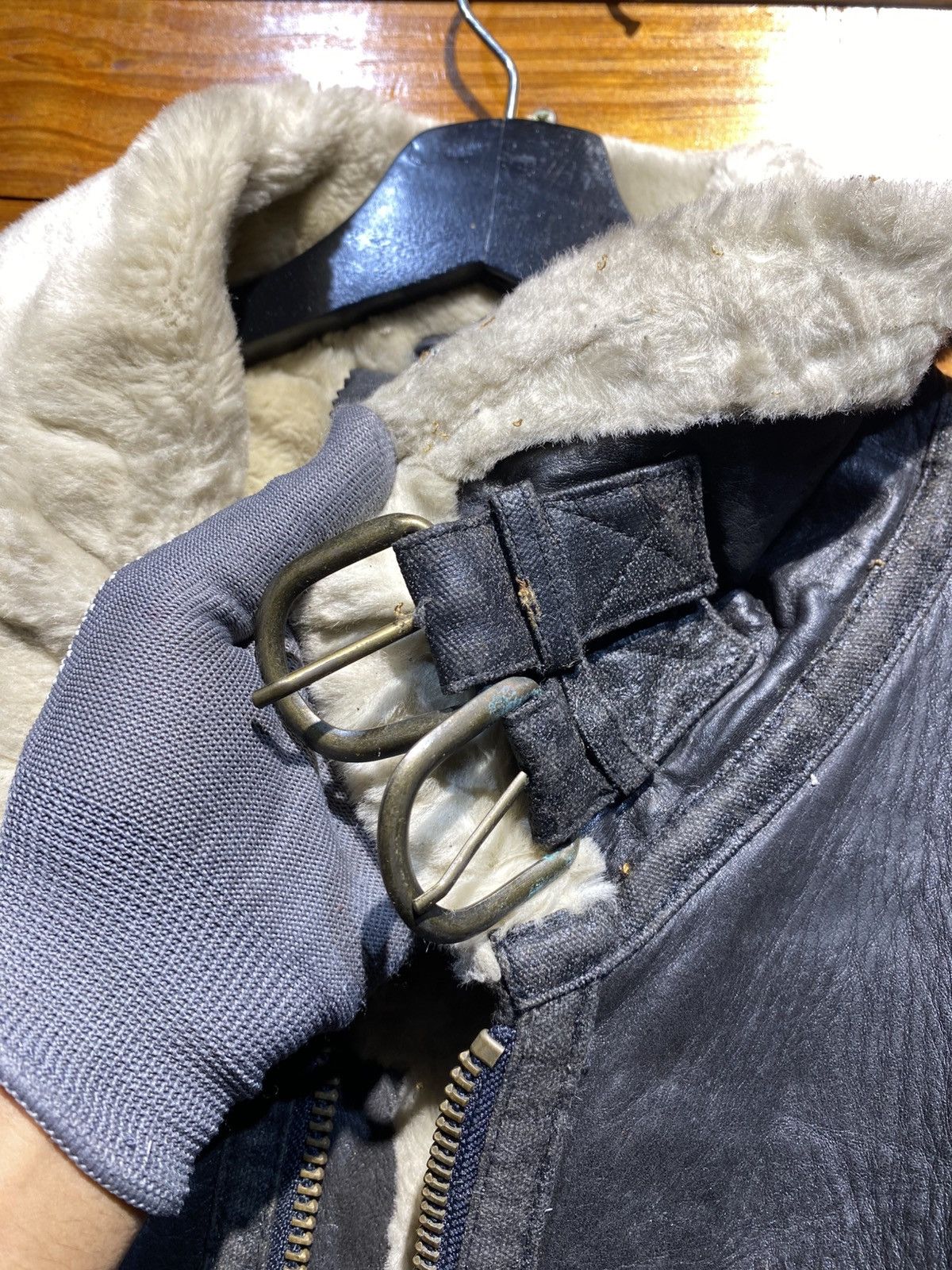 Vintage Vintage Famock XY-306 Black Shearling Aviator Jacket Size US L / EU 52-54 / 3 - 7 Thumbnail