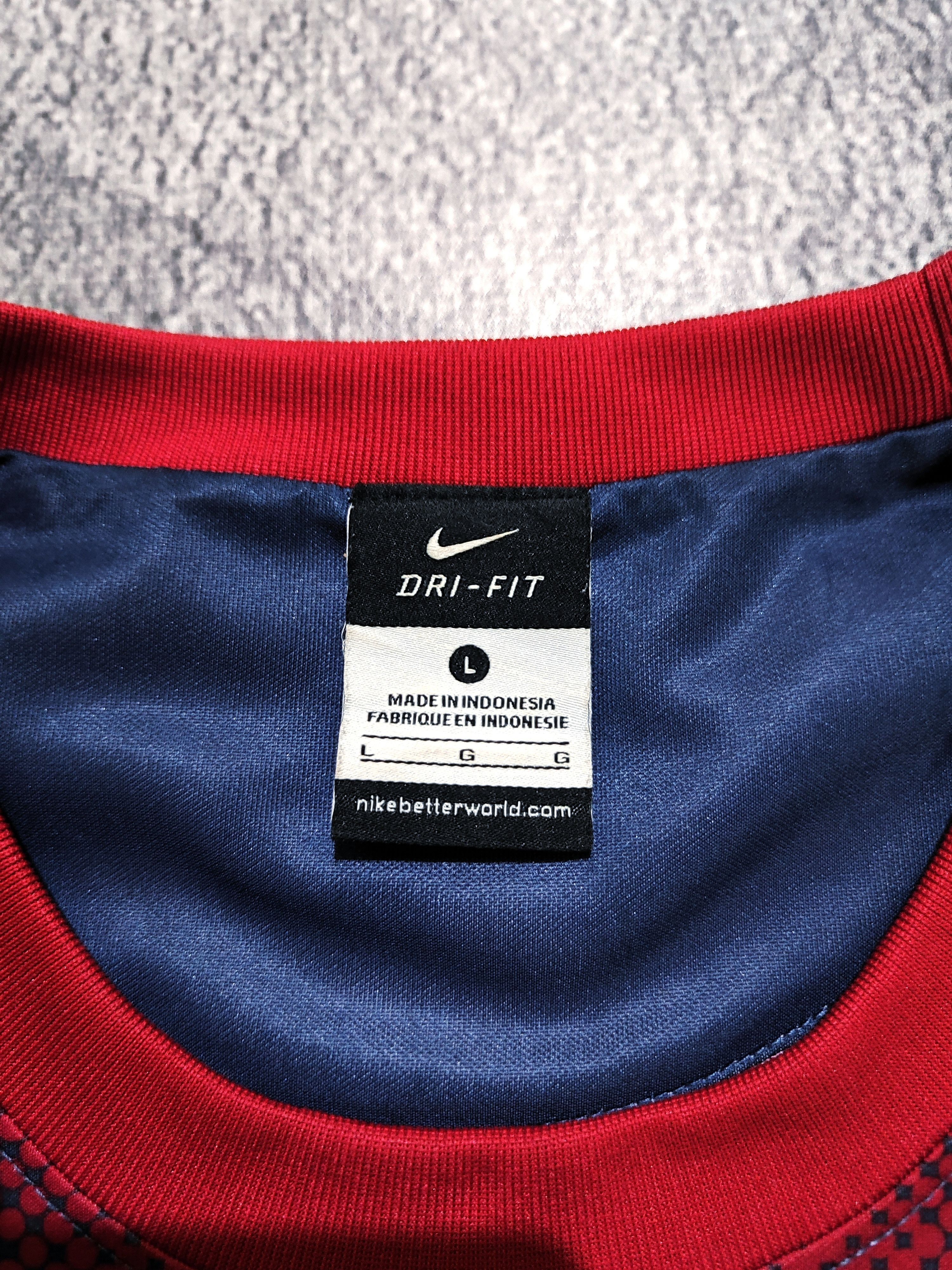 Nike Nike FC Barcelona 2012-2013 Home Jersey Size US L / EU 52-54 / 3 - 11 Thumbnail