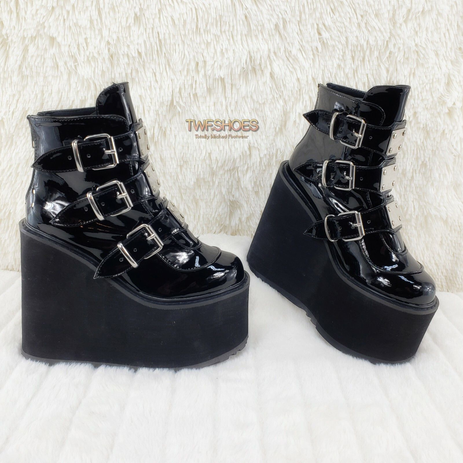 Demonia Cult DEMONIA Swing 105 Black Patent Multiple Buckle Ankle Boot 5. Size US 10 / IT 40 - 3 Thumbnail