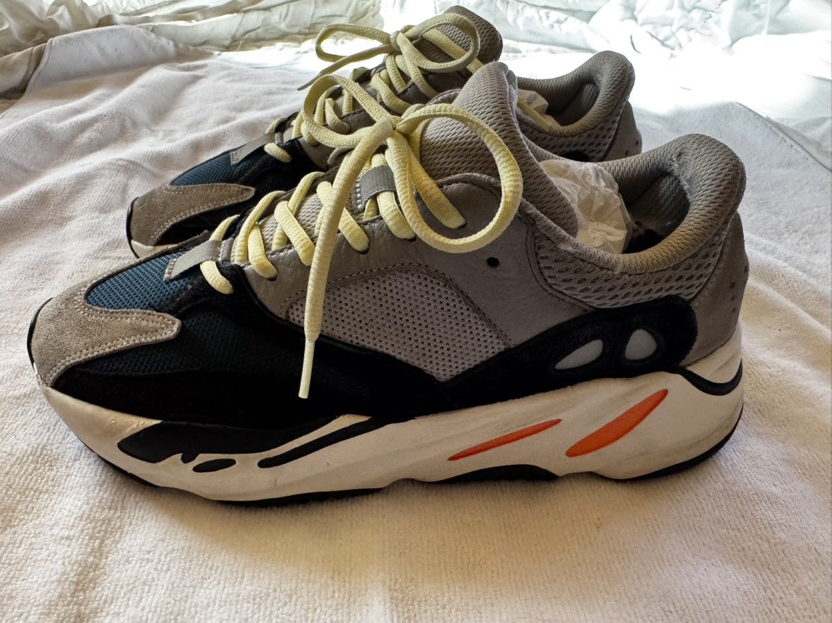 Yeezy Yeezy 350 Wave runner Size US 9.5 / EU 42-43 - 3 Thumbnail
