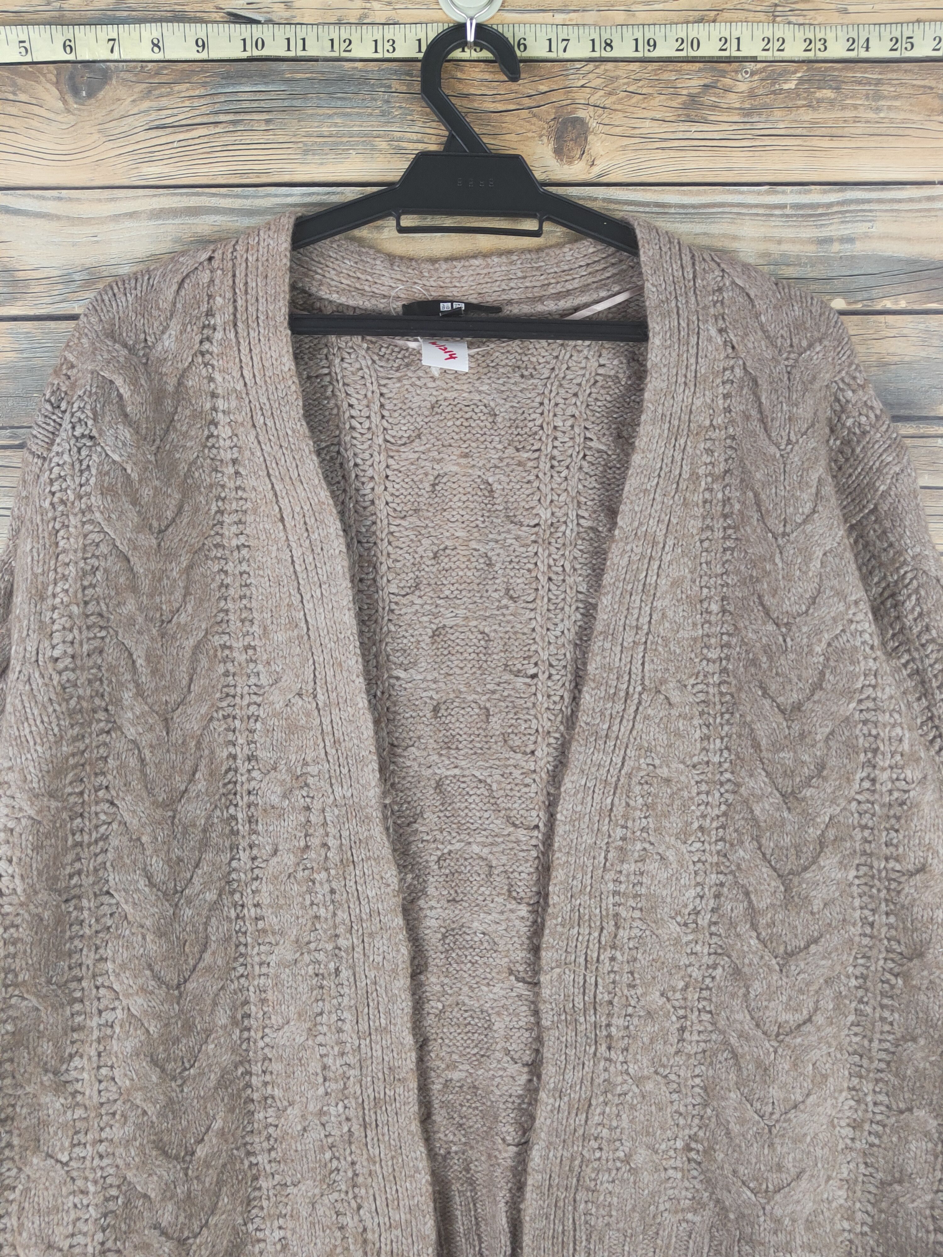 Aran Isles Knitwear × Japanese Brand Uniqlo Brown cable Knitwear Cardigan #W1214 Size M / US 6-8 / IT 42-44 - 2 Thumbnail