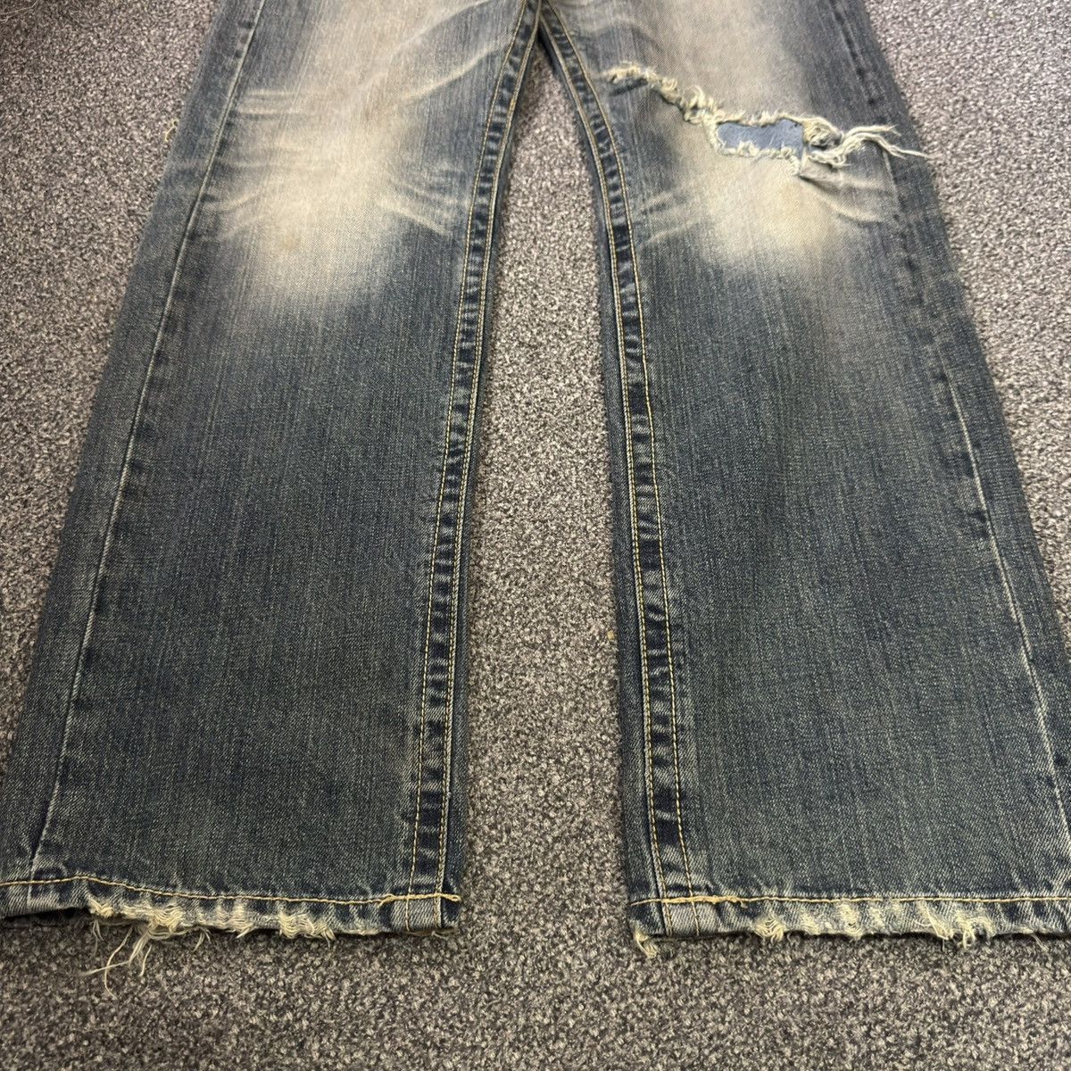 Japanese Brand Vintage Boot Cut Japanese Distressed Trim Studded Denim Size US 31 - 6 Thumbnail