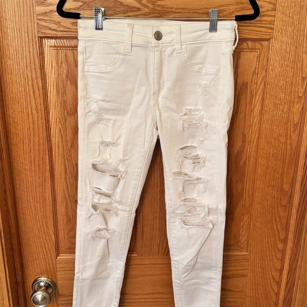 American Eagle Outfitters American Eagle Outfitters Jeans Womens Size 4 White Skinny Size 28" / US 6 / IT 42 - 2 Thumbnail