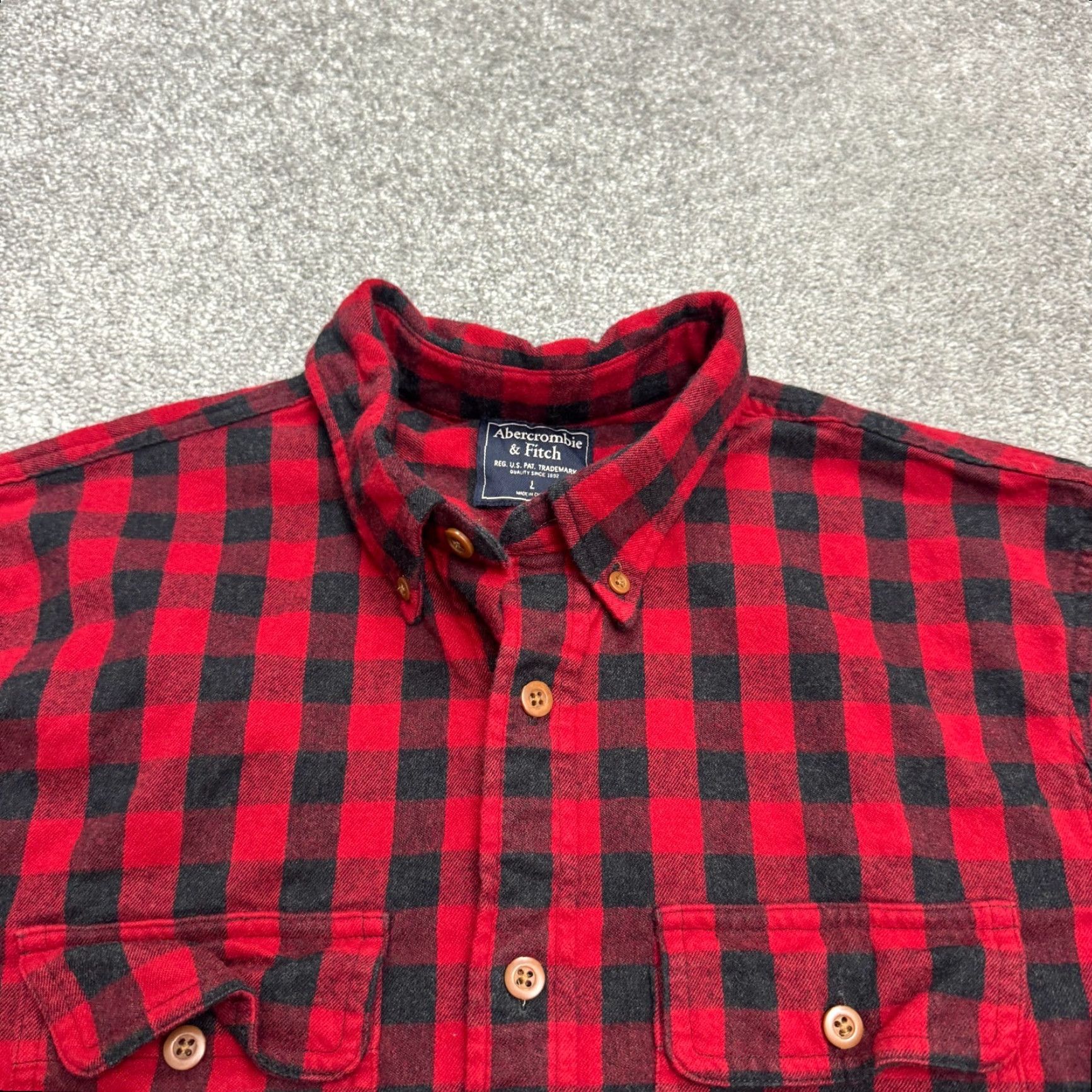 Abercrombie & Fitch Abercrombie & Fitch Buffalo Flannel Shirt Men Red Black Plaid Cotton Long Sleeve L Size Button-Up Shirt Size US L / EU 52-54 / 3 - 3 Thumbnail