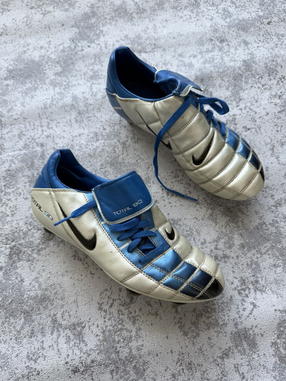 Nike × Vintage Vintage 2003 Nike Total 90 Football Boots Size 41 Size US 8 / EU 41 - 2 Thumbnail