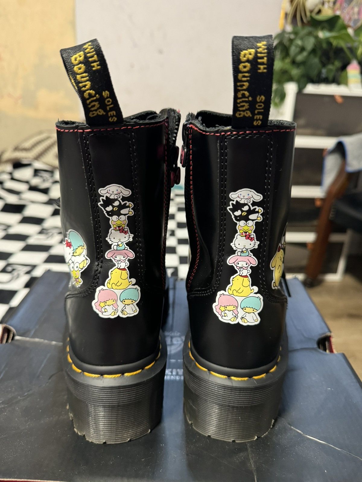 Dr. Martens Hello Kitty x Dr. Martens Size US 6 / IT 36 - 3 Thumbnail