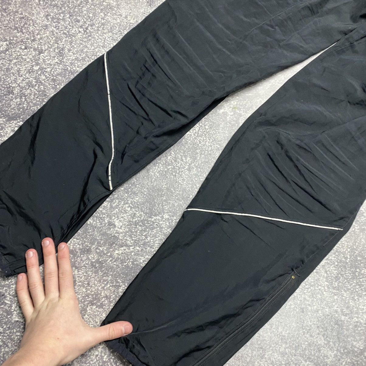 Other Vintage Nike Tracked Nylon y2k small swoosh pants Size US 30 / EU 46 - 14 Thumbnail