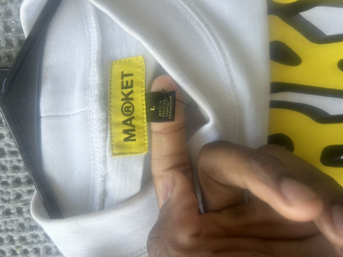 Market Market runs the world mock neck Size US L / EU 52-54 / 3 - 5 Thumbnail