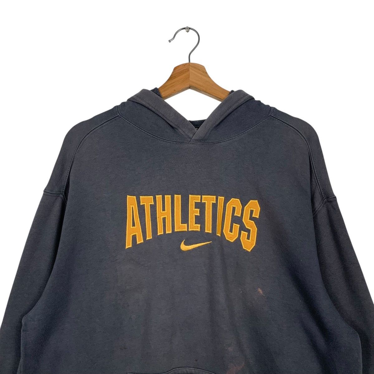 Nike NIKE ATHLETICS Big Logo Pullover Hoodie Sweatshirt #1783-C79 Size US XL / EU 56 / 4 - 11 Thumbnail