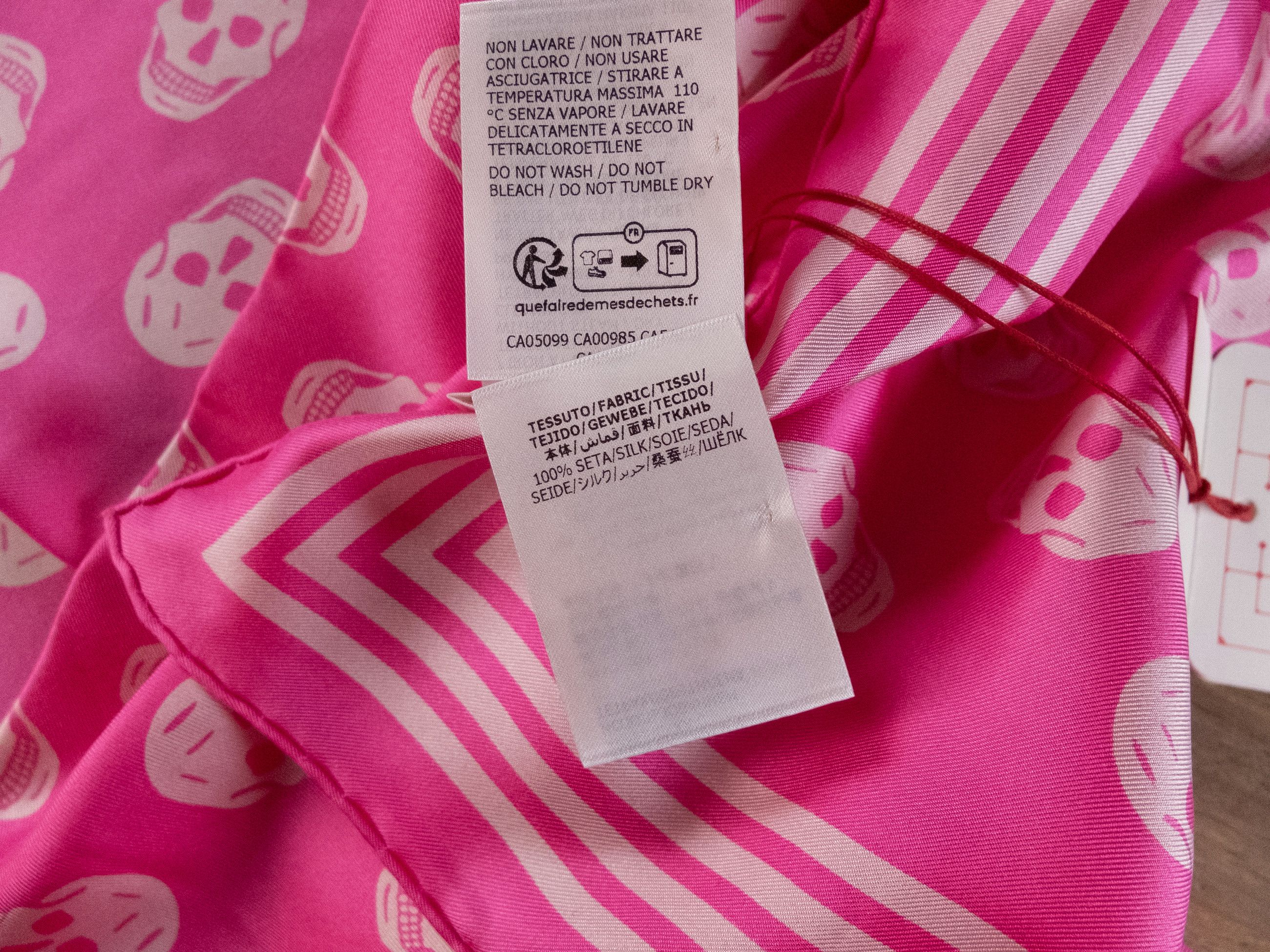 Alexander McQueen ALEXANDER MCQUEEN pink Biker Skull FO silk square scarf q Size ONE SIZE - 7 Thumbnail