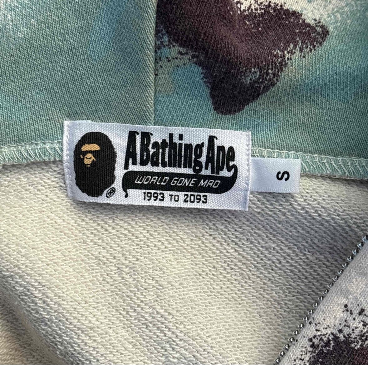 Bape BAPE Map Camo Shark Full Zip Hoodie Size US S / EU 44-46 / 1 - 9 Thumbnail