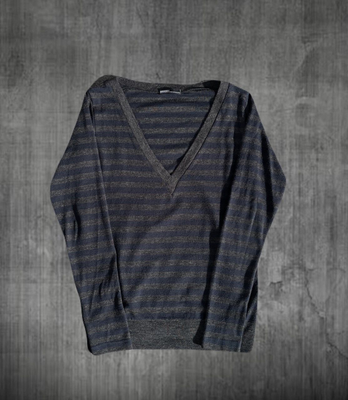 2000s Japanese archive Vkei V-Neck Border Knit Sweater Y2K