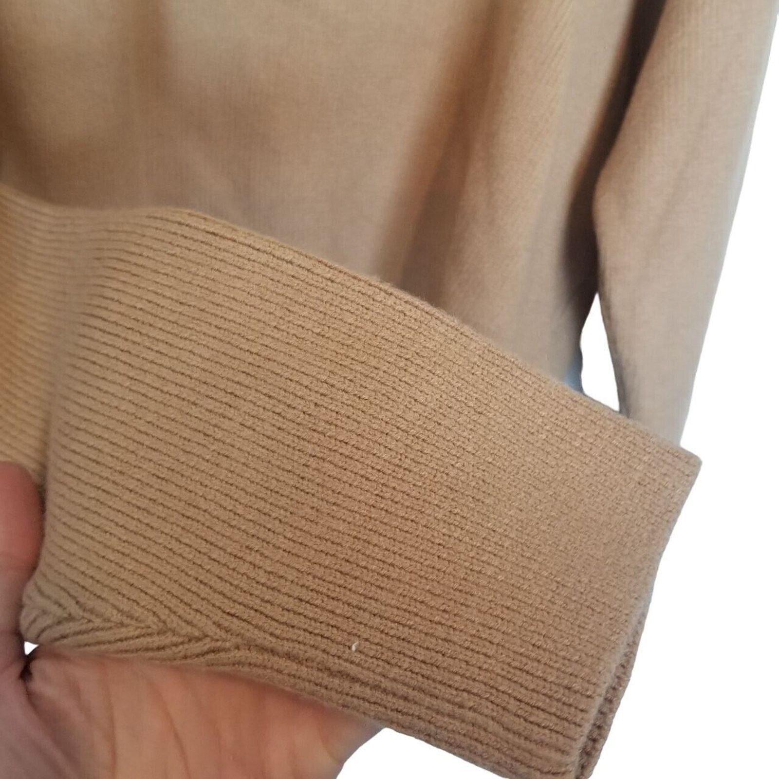 Lululemon Lulus Womens Turtleneck Sweater M Tan Minimalist Ribbed Prep Size M / US 6-8 / IT 42-44 - 4 Thumbnail