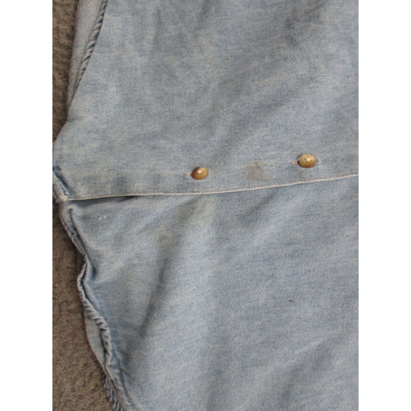 Vintage VINTAGE L.L. BEAN Denim Shirt Womens Size 10 Blue Cotton Embroidered Denim Button-Up Pockets USA Made Fall, Spring, Summer, Winter Mens Womens Size L / US 10 / IT 46 - 5 Thumbnail