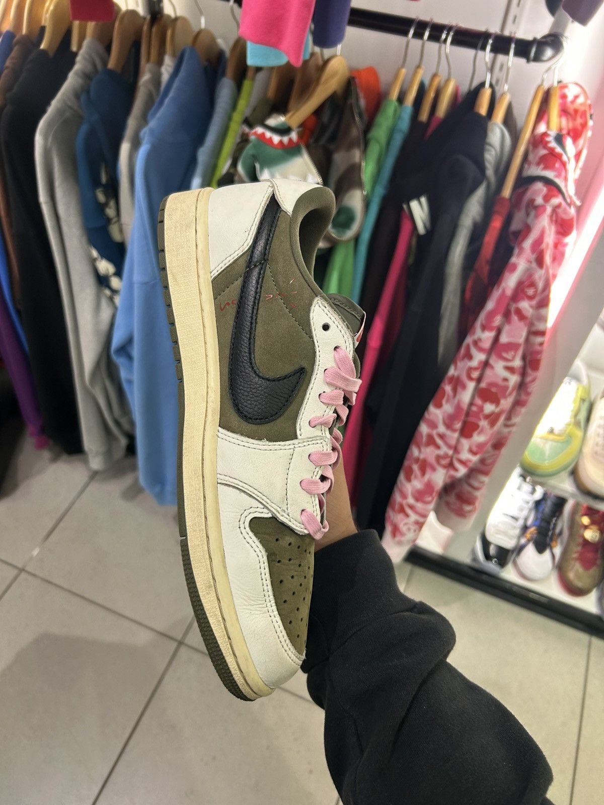 Jordan Brand × Travis Scott Jordan 1 low travis scott medium olive Size US 9 / EU 42 - 3 Thumbnail