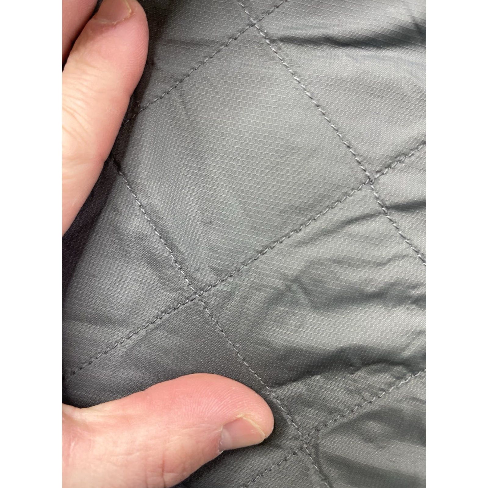 Vintage BEYOND K3 Prima Lochi Jacket REVERSIBLE Gray Red ~Men’s XL Quilted Shirt? Size US XL / EU 56 / 4 - 3 Thumbnail