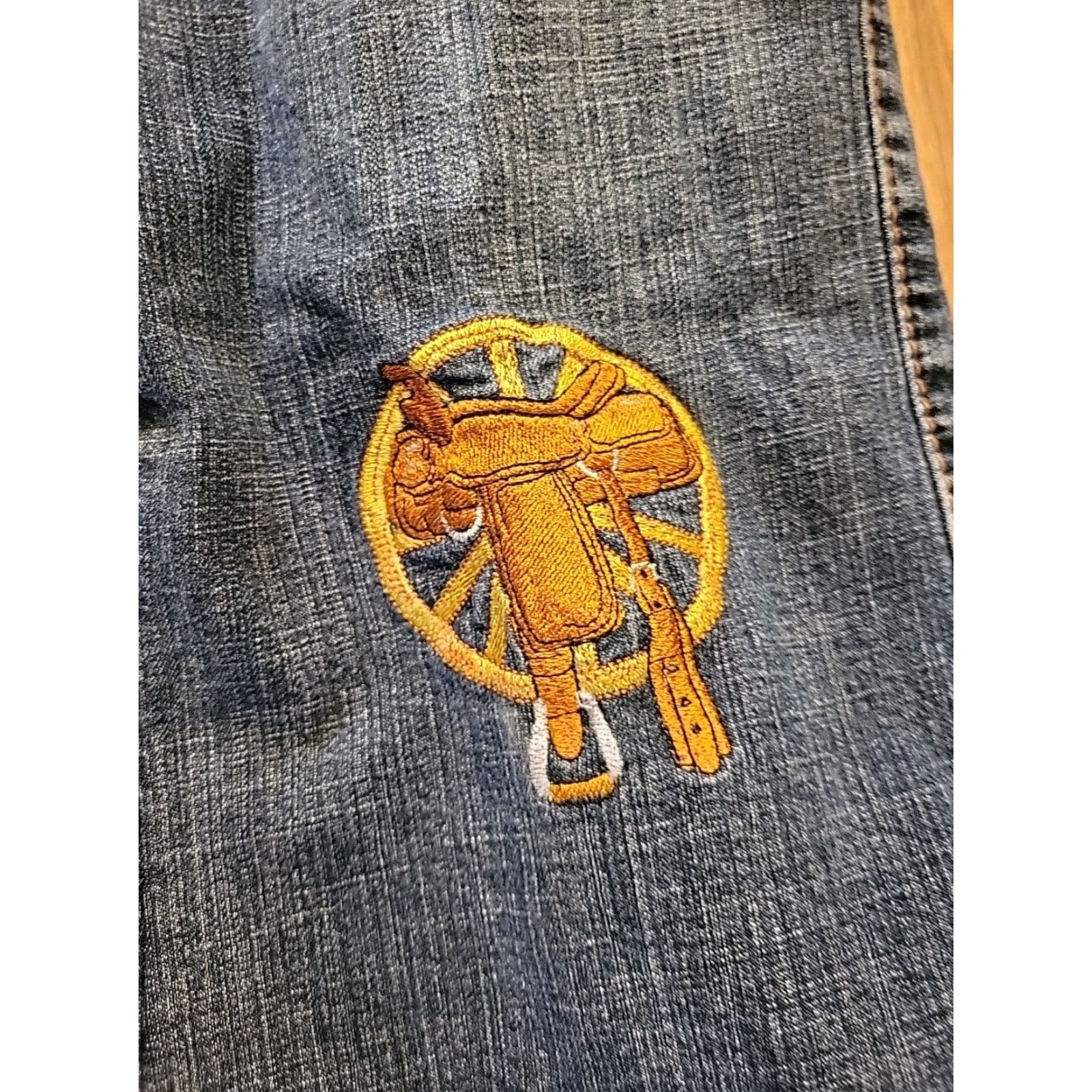 Vintage VINTAGE Aura Bootcut Jeans Women 18 Sht Embroidered Wrangler Blue Jeans Womens 18 Boys Girls? Size 40" / US 18 - 3 Thumbnail