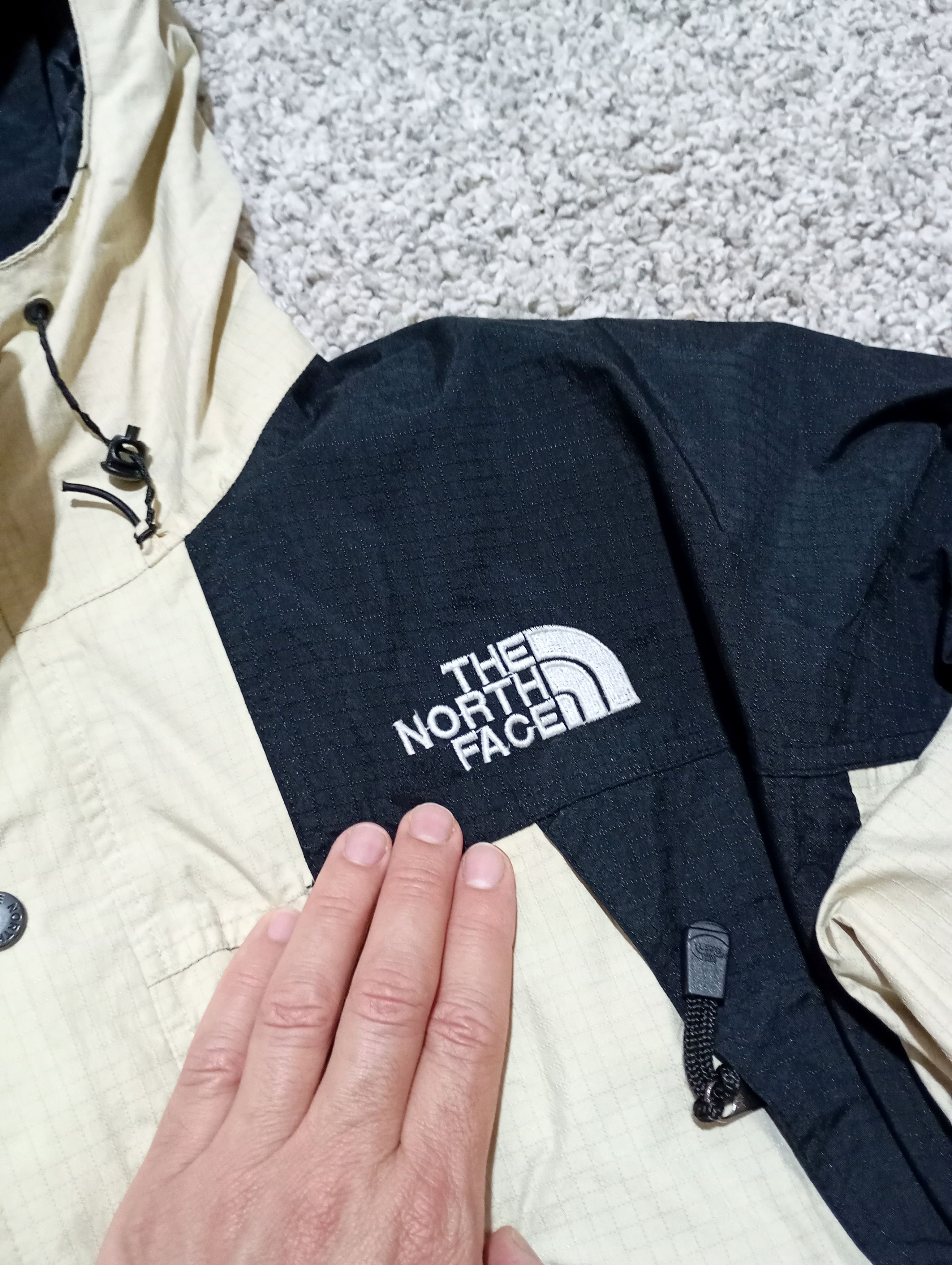 The North Face The North Face 90s gore-Tex jacket L Size US L / EU 52-54 / 3 - 6 Thumbnail