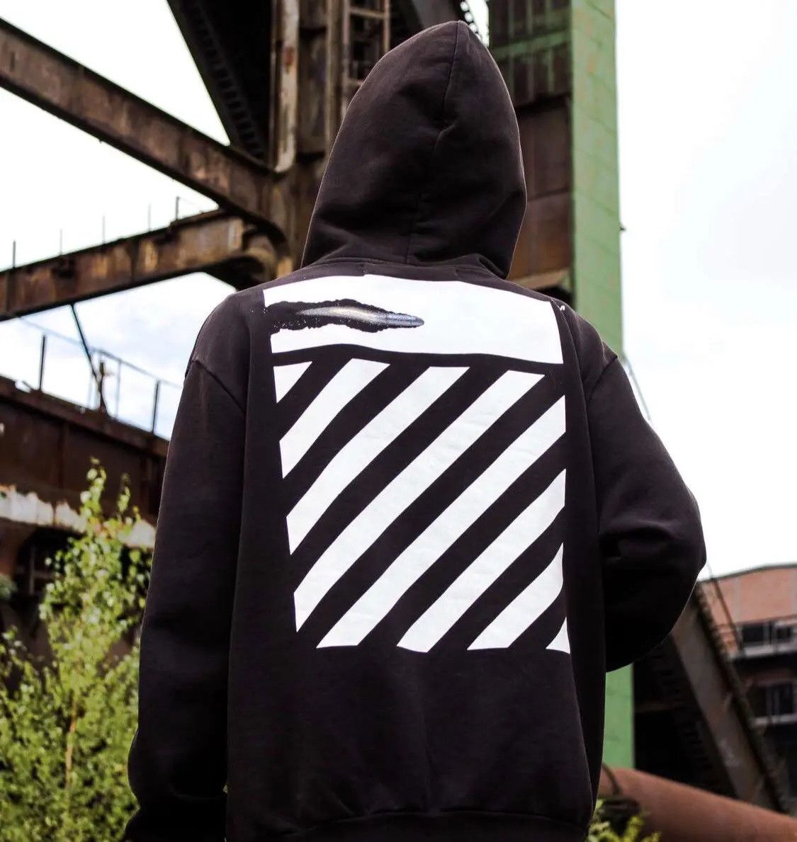 Off-White Aged Black Diana Gun Diagonals Oversized Hoodie Size XS / US 0-2 / IT 36-38 - 5 Thumbnail
