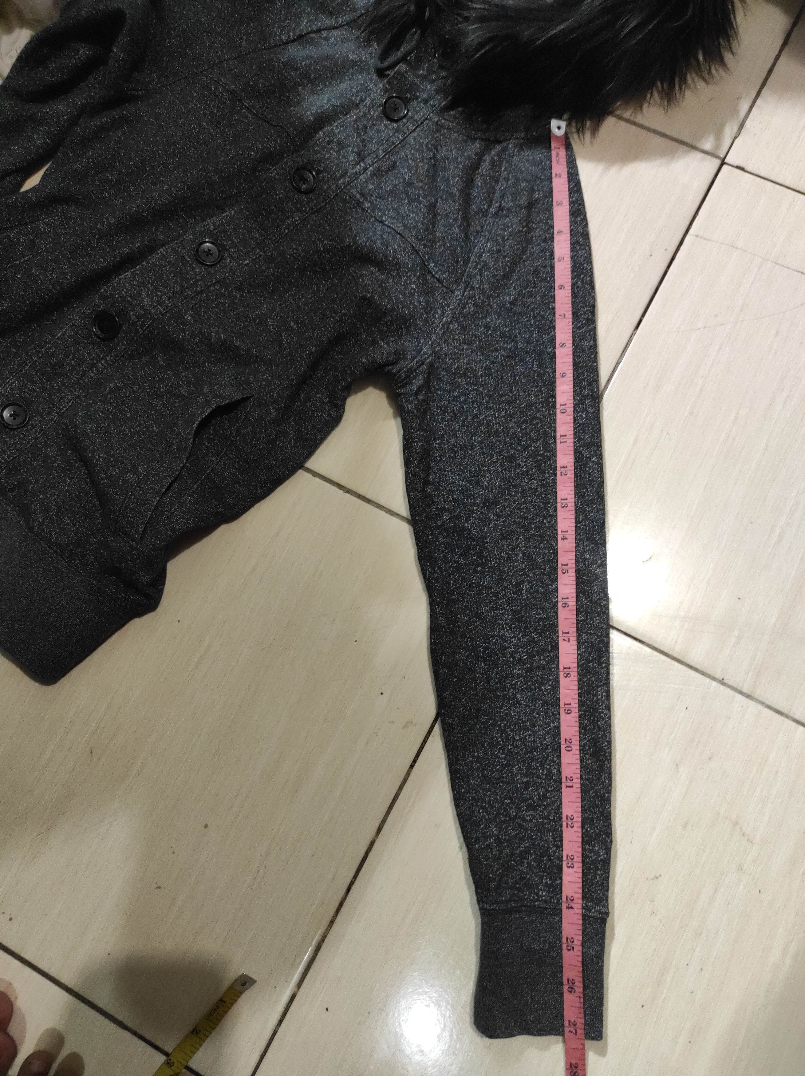 H&M H&M Button Fur Hoodie LGB style Size US XS / EU 42 / 0 - 12 Thumbnail