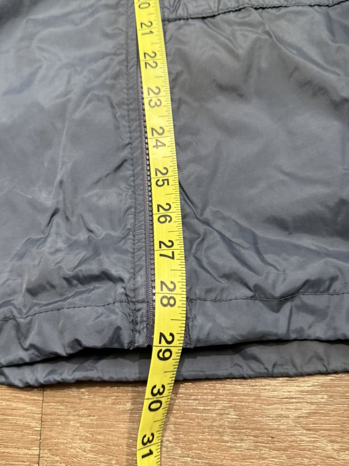 Columbia ***FINAL DROP***RARE 1997 COLUMBIA PACKABLE RAIN JACKET M/L Size US L / EU 52-54 / 3 - 7 Thumbnail