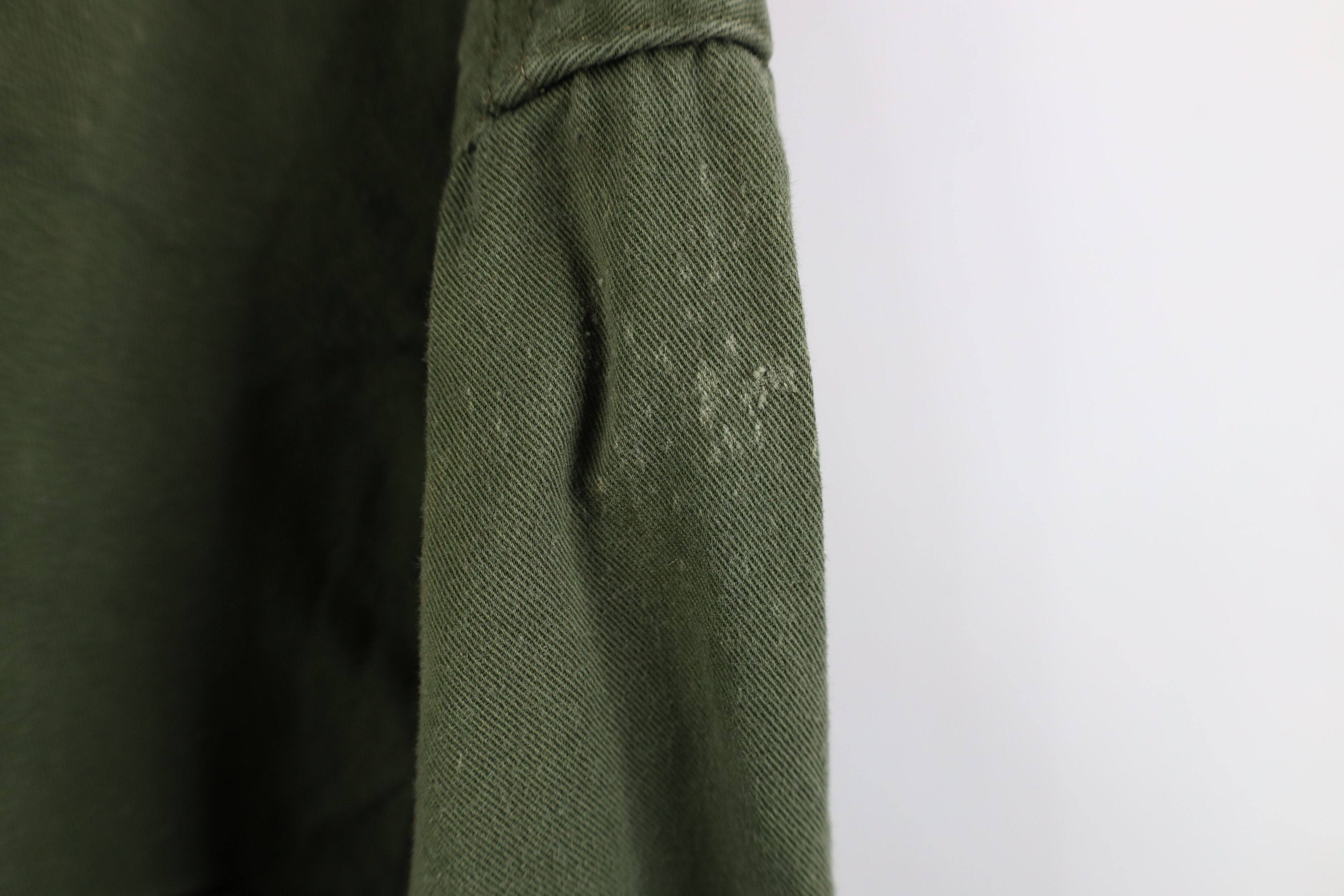 Vintage Vintage 90s Streetwear Cotton Twill Button Down Shirt Green Size US L / EU 52-54 / 3 - 8 Thumbnail