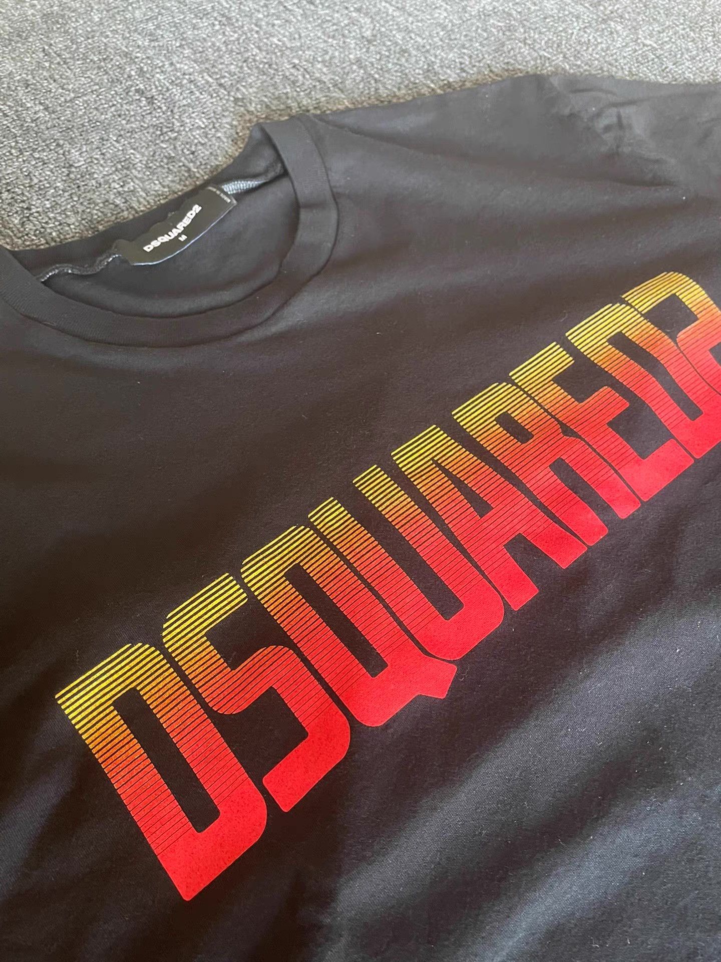 Dsquared2 DSQUARED2 Short Sleeve T-shirt, Q4 Size US M / EU 48-50 / 2 - 2 Thumbnail