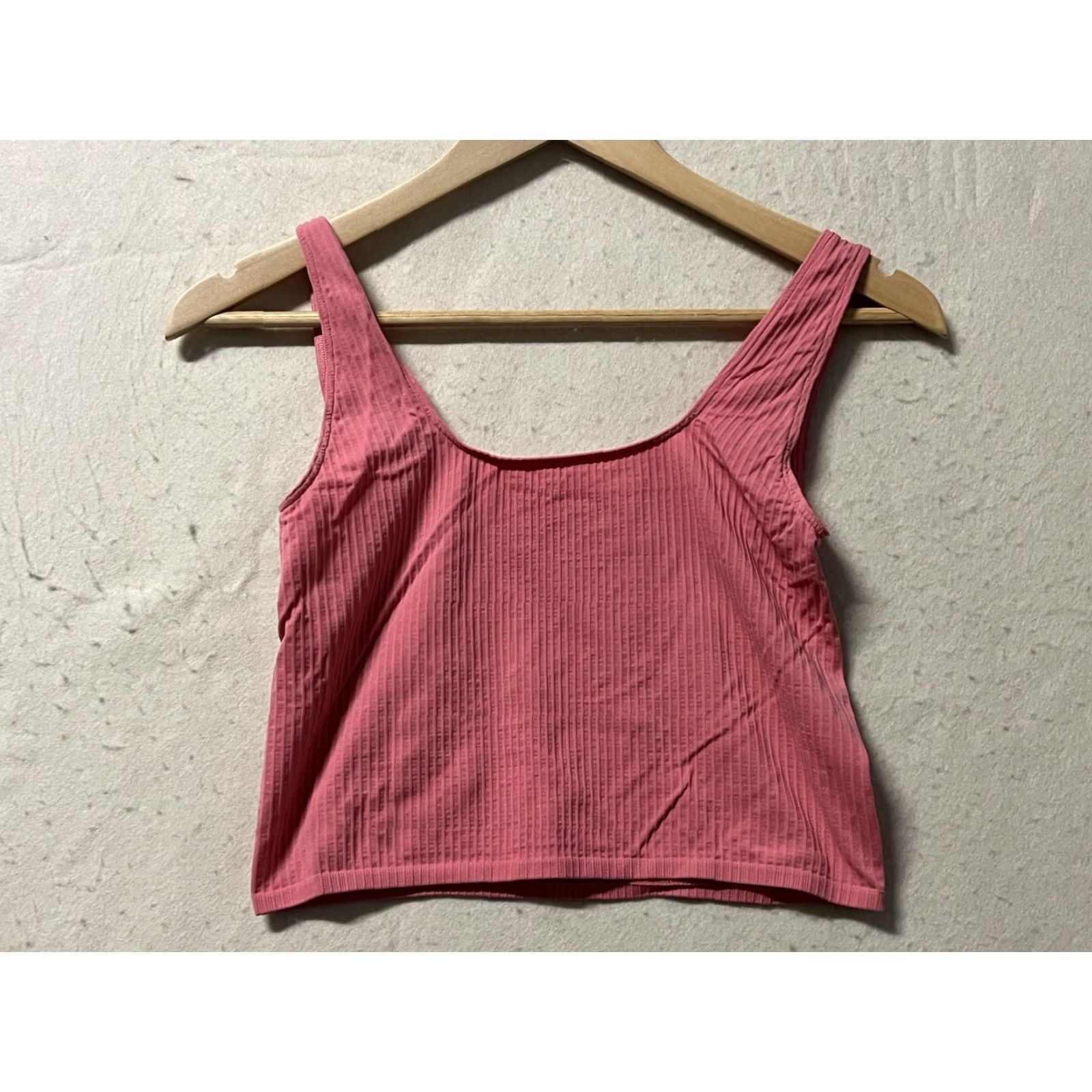 Anthropologie Anthropologie Tank Top Cropped Pink Women L/XL Sleeveless Tank Top Shirt Size L / US 10 / IT 46 - 2 Thumbnail