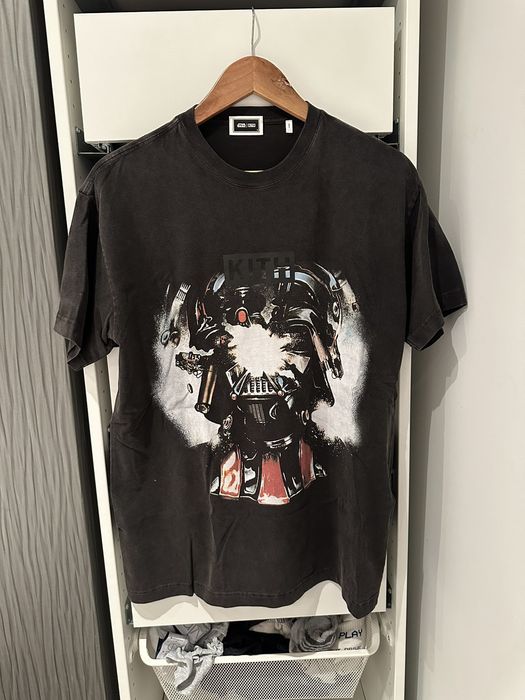 Kith Star Wars Kith Exploding Darth Vader Vintage Tee size S | Grailed