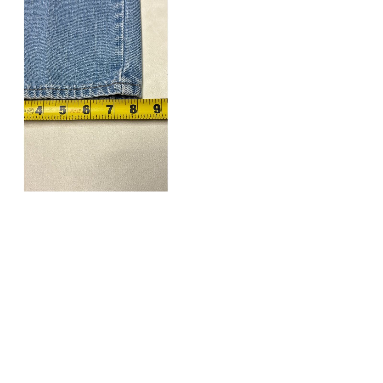 Levi's Levi's 550 Jeans Relaxed Fit Light Wash Mens 38x34 Jeans Cotton Denim Stretch Relaxed Straight Blue 38 Mens Regular 34 Inseam Size US 38 / EU 54 - 10 Thumbnail