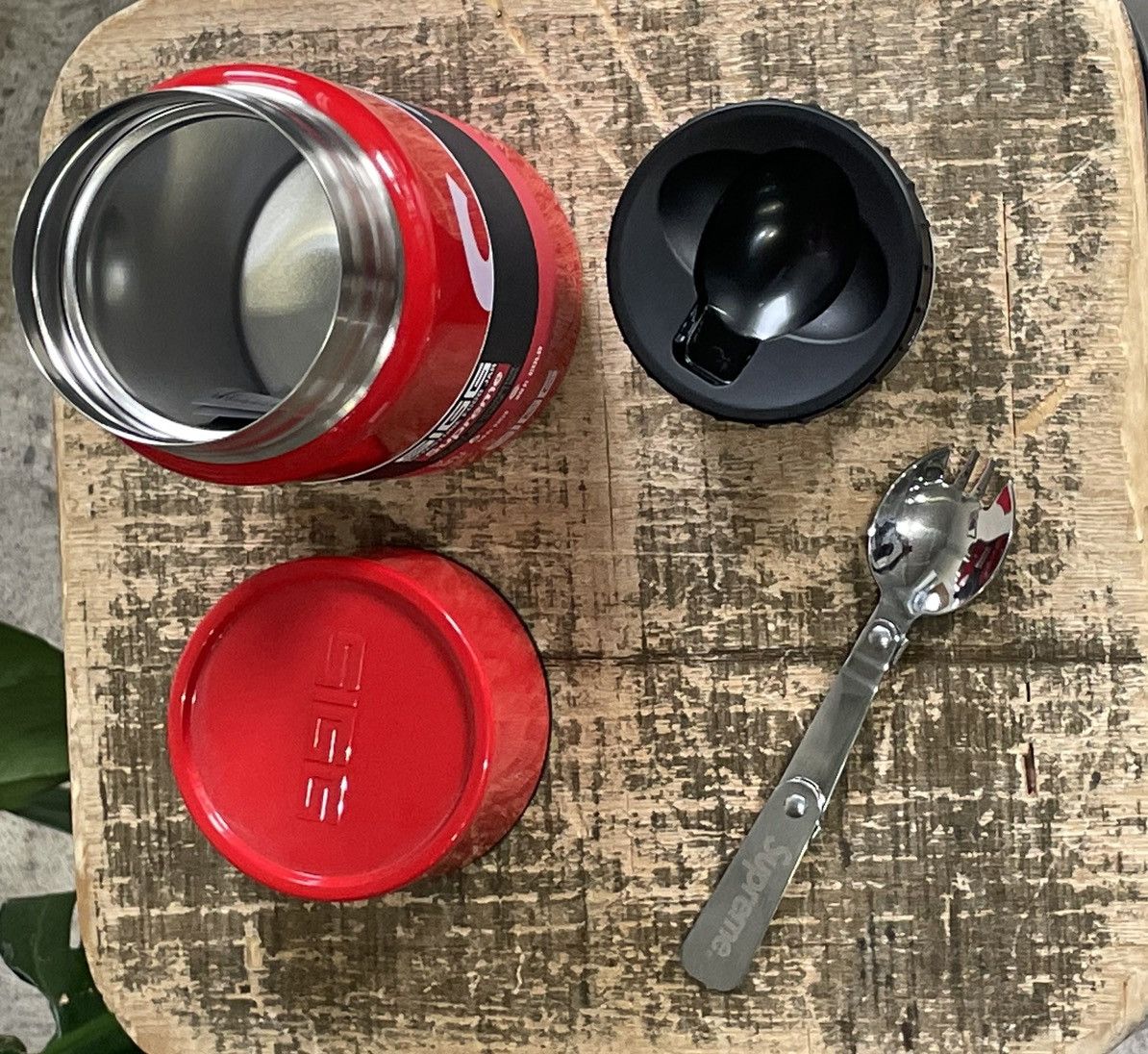 Supreme Supreme X Sigg 0.75L Food Har Container Thermos and Spoon Size ONE SIZE - 3 Thumbnail