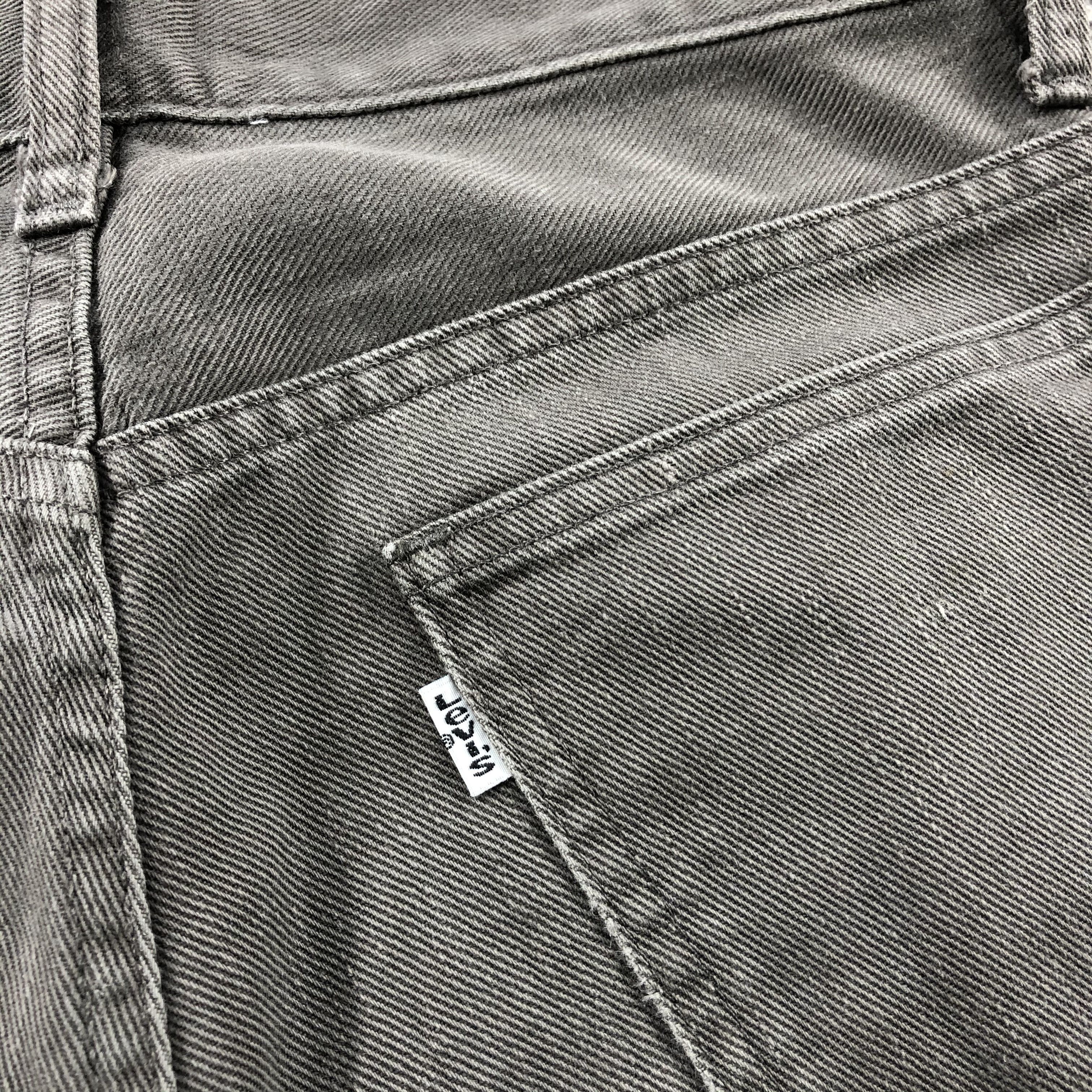 Levi's Vintage Levis 519 Jeans Faded Black Denim KJ690 Size US 29 - 6 Thumbnail