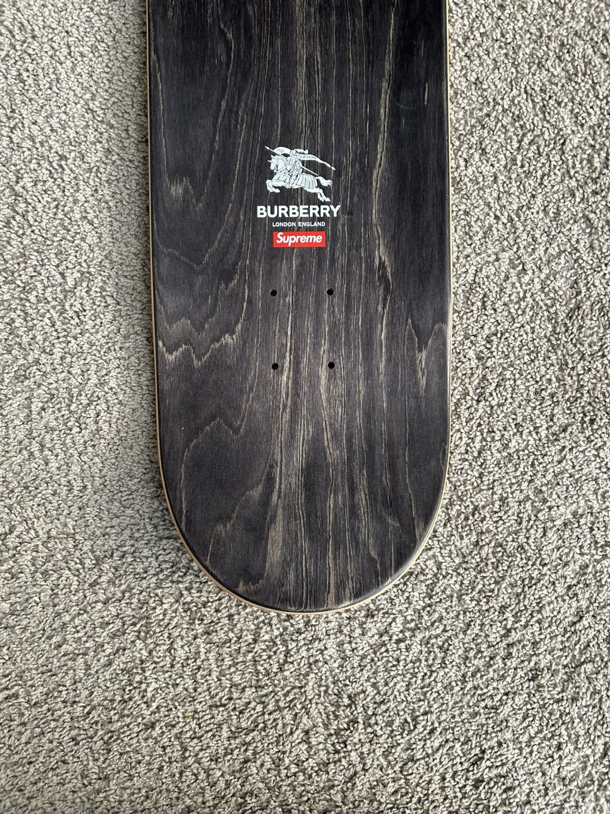 Burberry × Supreme Supreme Beige Burberry Skateboard Deck Size ONE SIZE - 8 Thumbnail