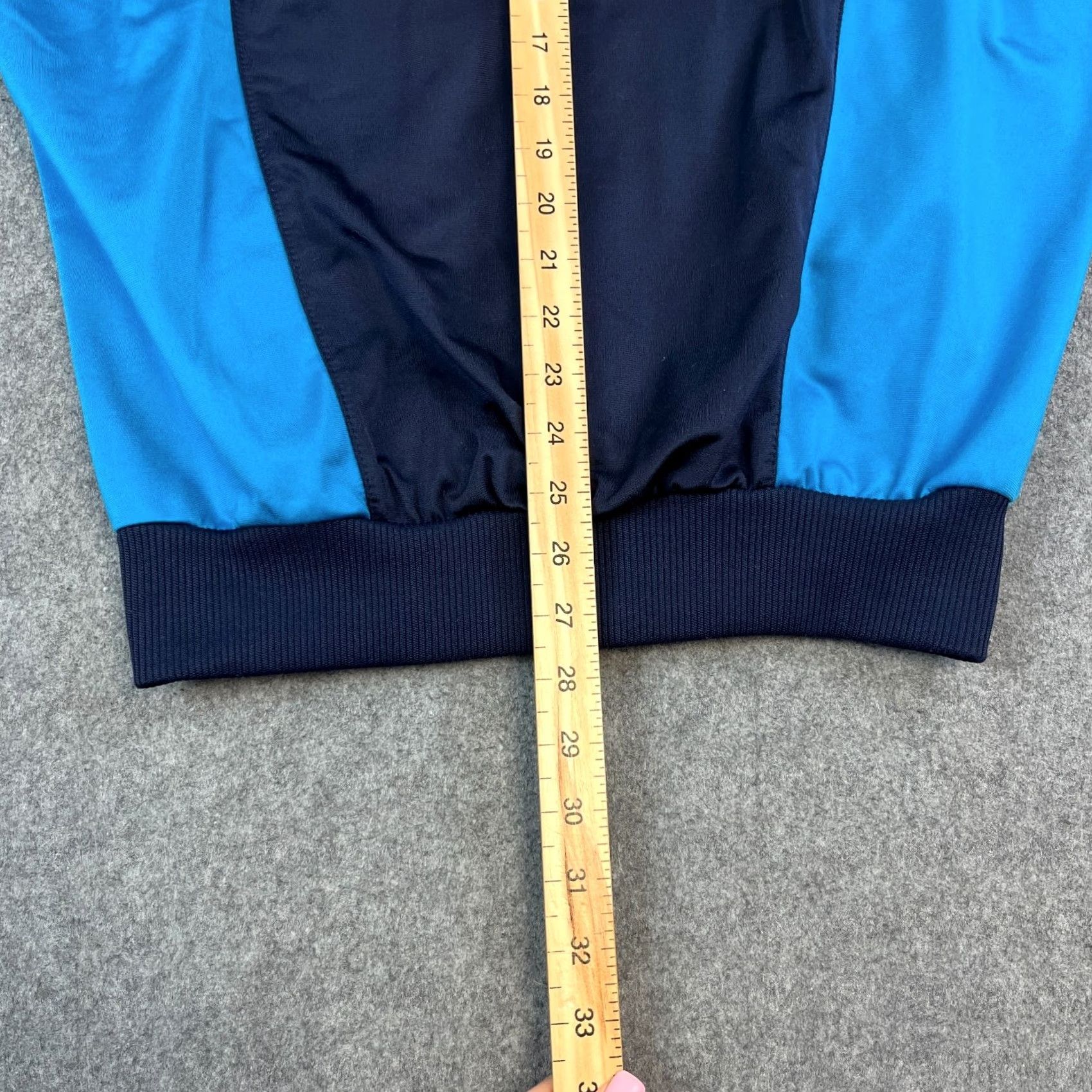 Adidas VINTAGE Adidas Originals Track Jacket M 90s Multicoloured Trefoil Mens Wide 90s Theme Size US M / EU 48-50 / 2 - 7 Thumbnail
