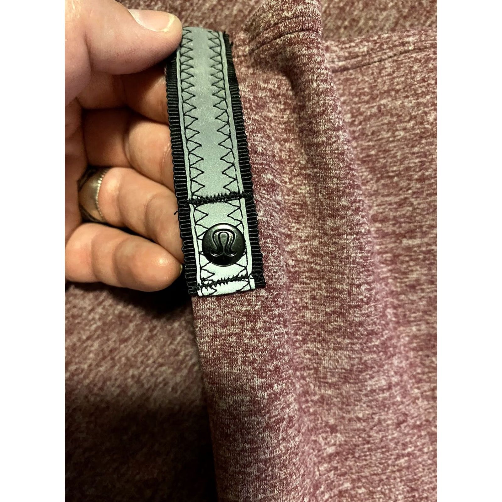 Lululemon Lululemon Scarf Infinity Scarf OS Pink Customizable Snap Vinyasa OS Pink Women Women Green? Size ONE SIZE - 6 Thumbnail