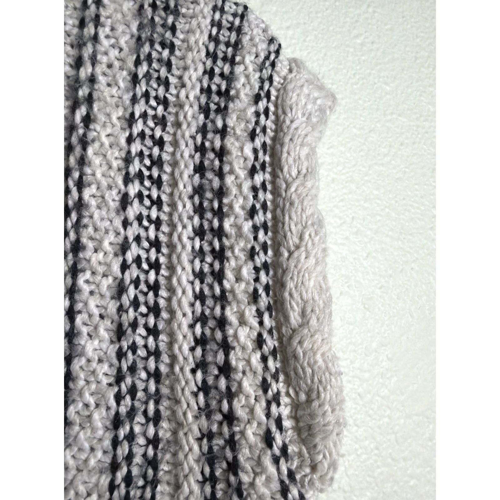 Vintage VINTAGE Black White Striped Cardigan Sweater Wool Blend Medium M Woman Casual Shirts? Size M / US 6-8 / IT 42-44 - 7 Thumbnail
