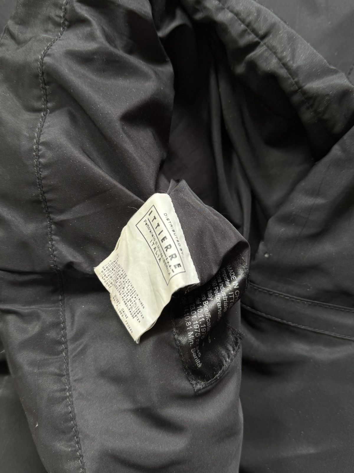 Versace × Vintage VINTAGE VERSACE SPORT 2000s MIDI DOWN PUFFER JACKET Size XS / US 0-2 / IT 36-38 - 13 Thumbnail