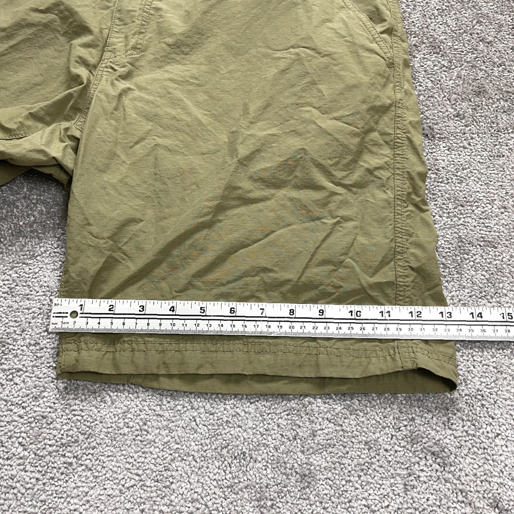 Vintage VINTAGE None Columbia Chino Shorts Mens 42 Regular Green Casual Outdoor Cotton Size US 42 / EU 58 - 7 Thumbnail