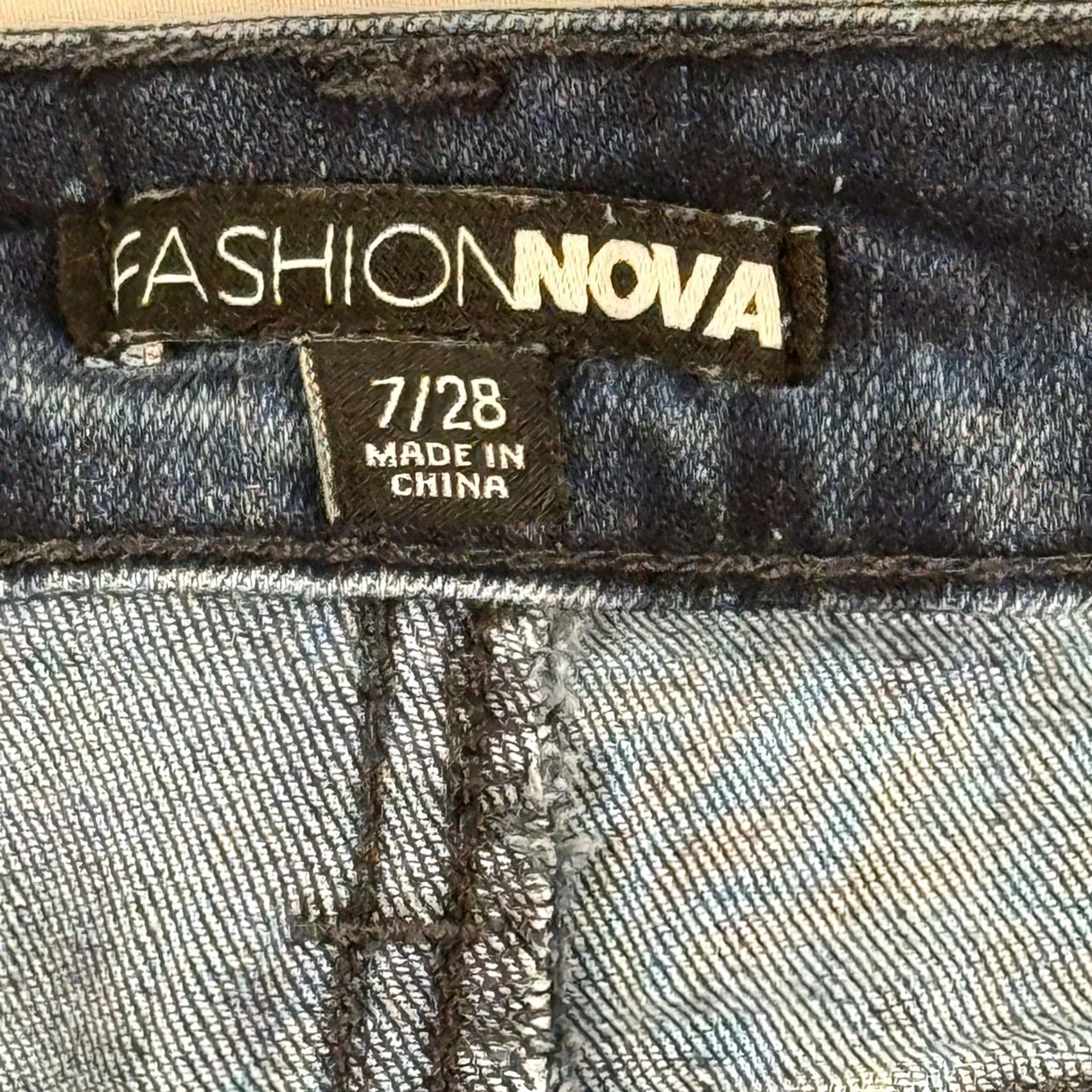 Fashion Nova Fashion Nova Jeans Womens Skinny Dark Blue Wash Distressed Raw Hem Ankle 7/28 Denim Slim Pockets Zip Spring Fall Winter Womens 30in 25in Inseam Size 28" / US 6 / IT 42 - 6 Thumbnail