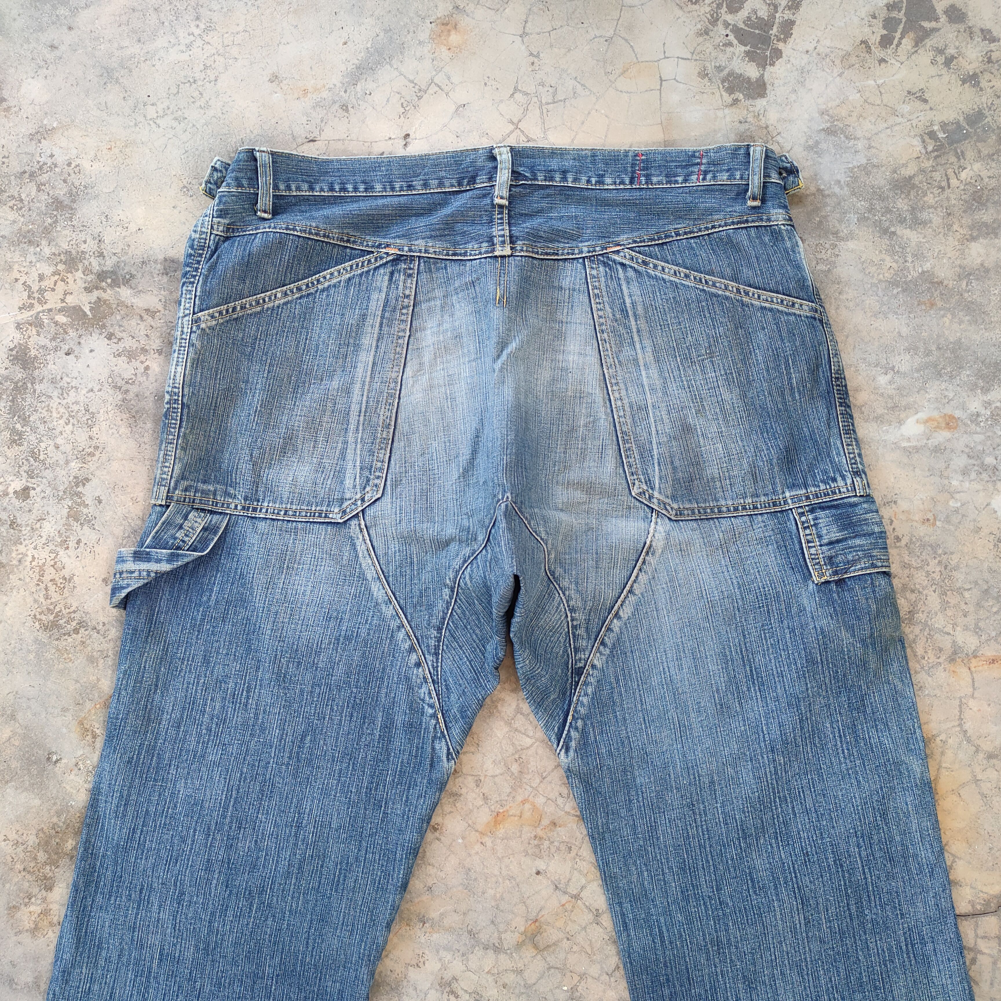Japanese Brand W38 HECTIC VINTAGE RIPPED FADED JEANS PANTS Size US 38 / EU 54 - 8 Thumbnail