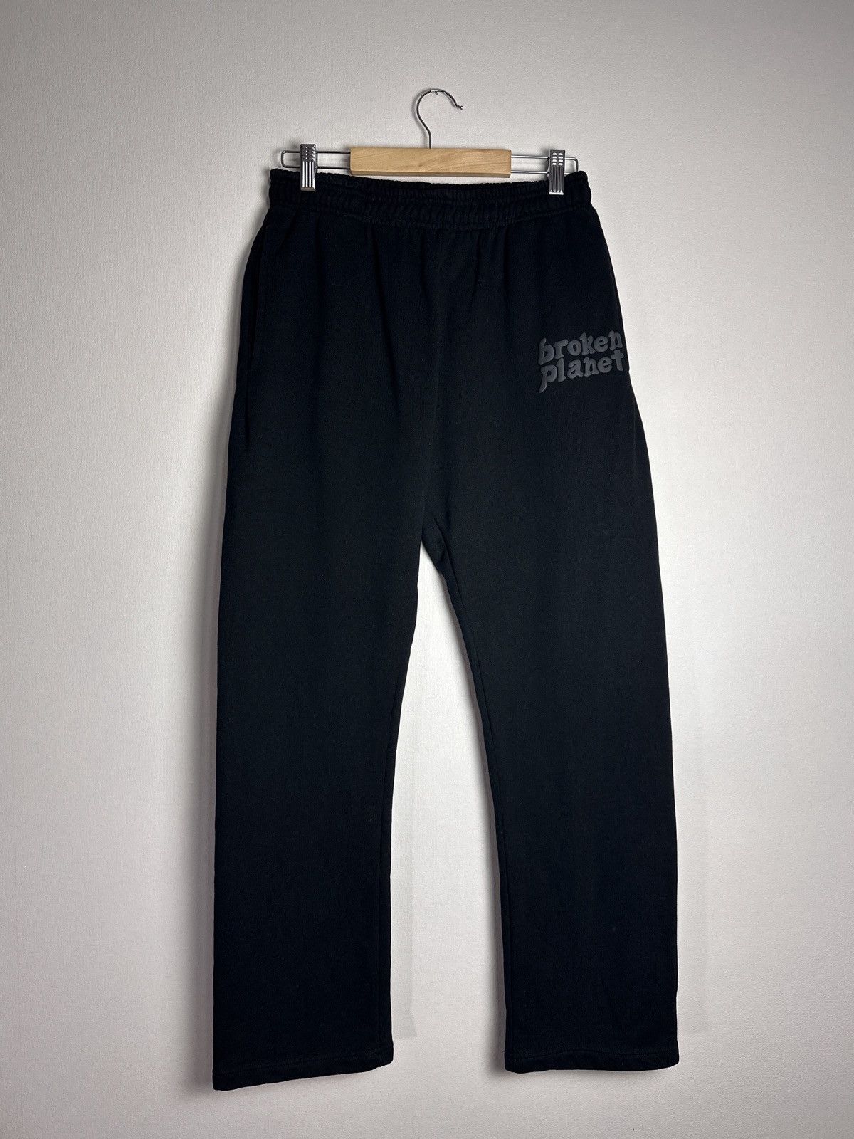 Broken Planet Broken Planet Sweatpants Logo Size US 30 / EU 46 - 1 Thumbnail