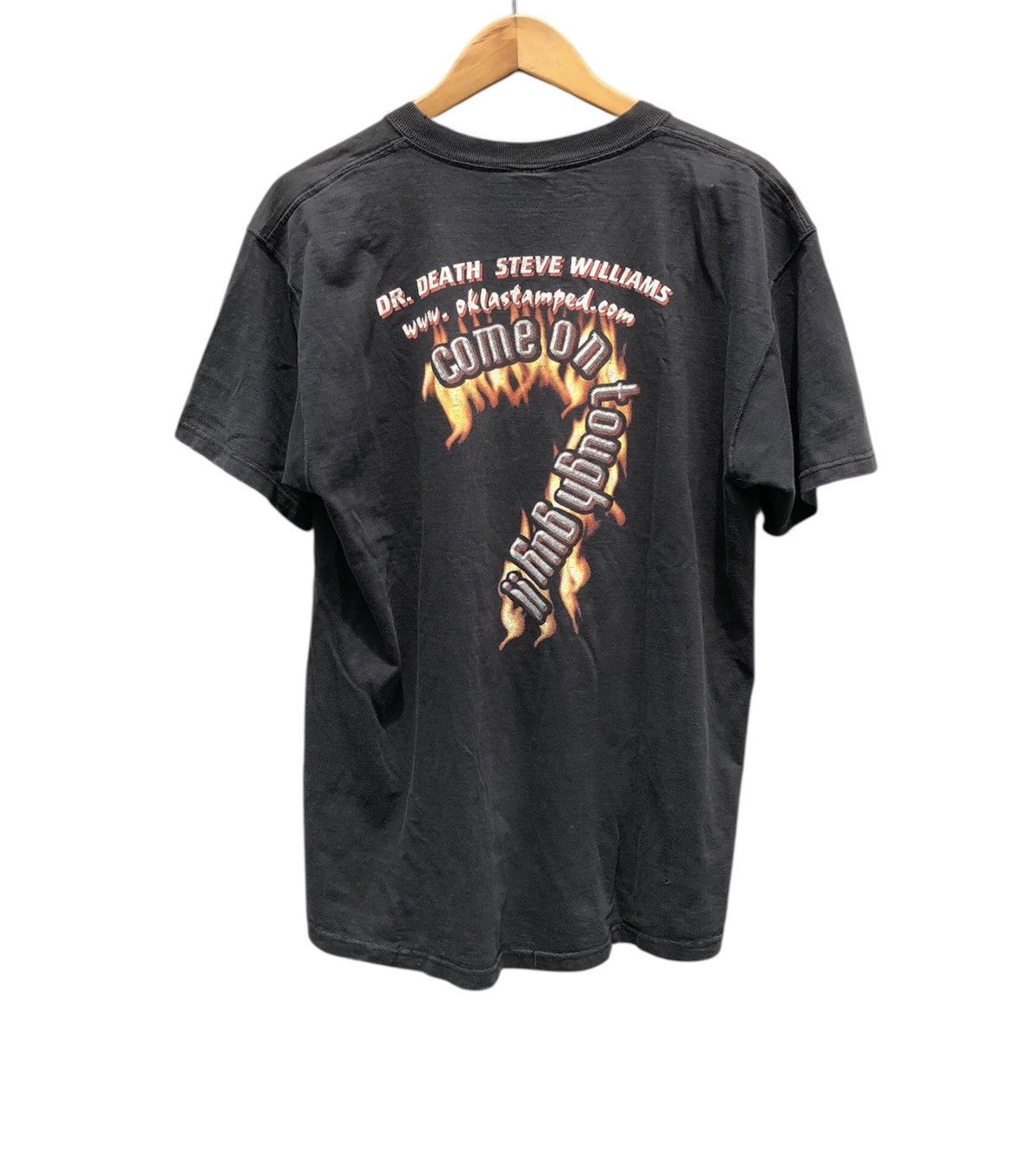 Vintage Vintage 90's DR DEATH Steve Williams Wrestling Tee Size US L / EU 52-54 / 3 - 16 Thumbnail