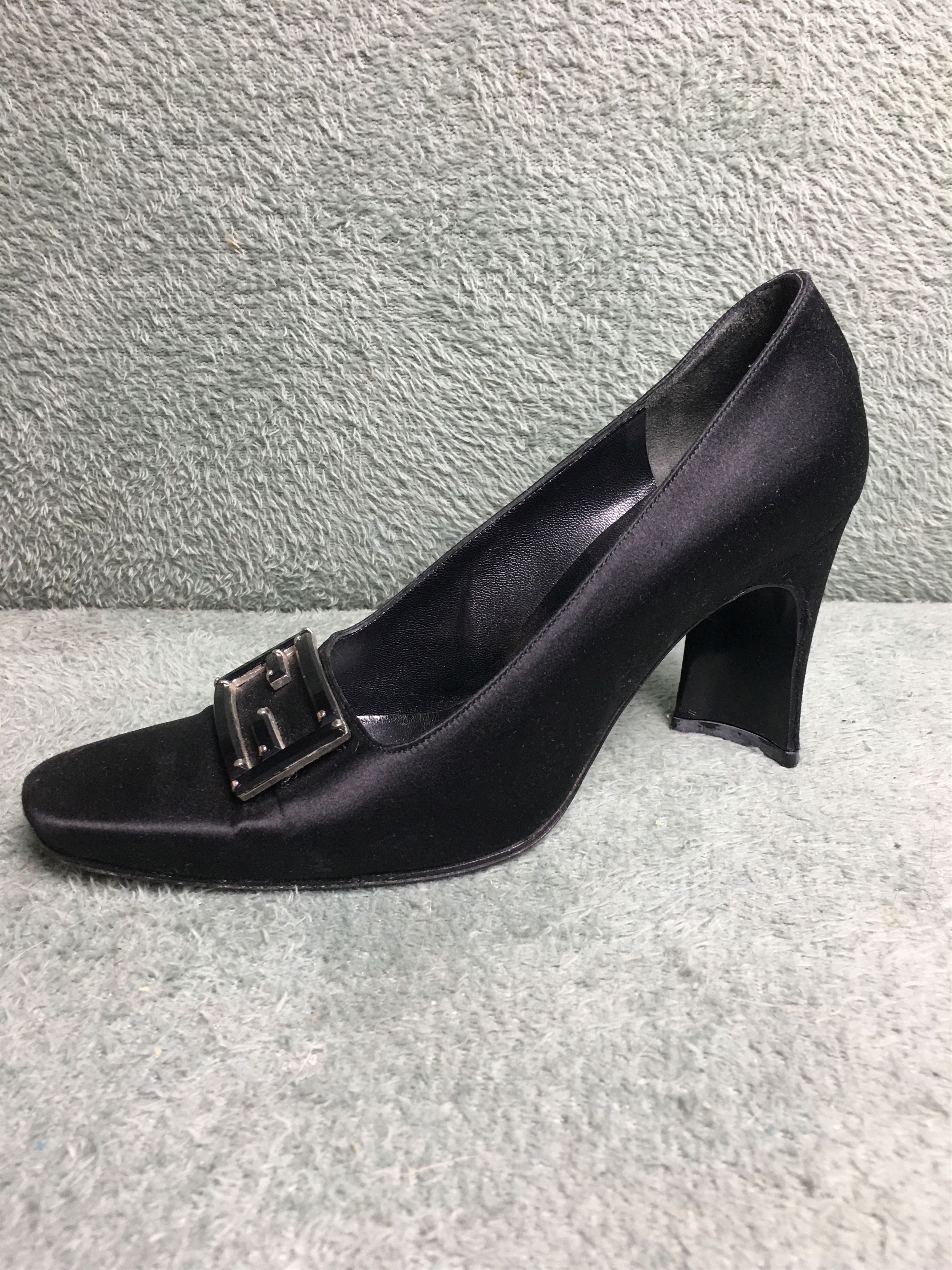 Fendi FENDI Black Satin Logo Buckle Pumps Heels IT 35 Size US 5 / IT 35 - 1 Thumbnail