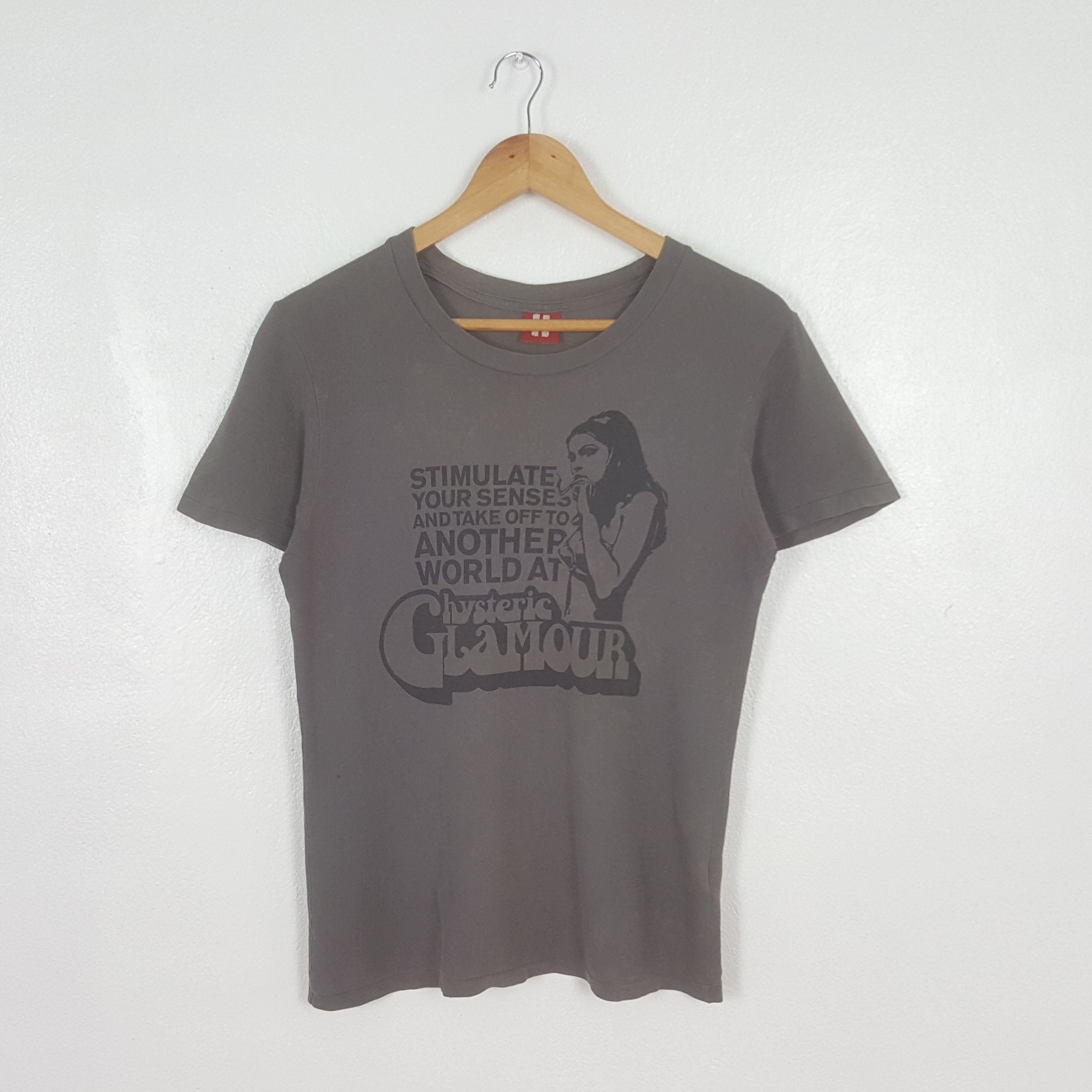 Hysteric Glamour Vintage Hysteric Glamour Japanese Brand Tshirt C319N41 Size US S / EU 44-46 / 1 - 1 Thumbnail