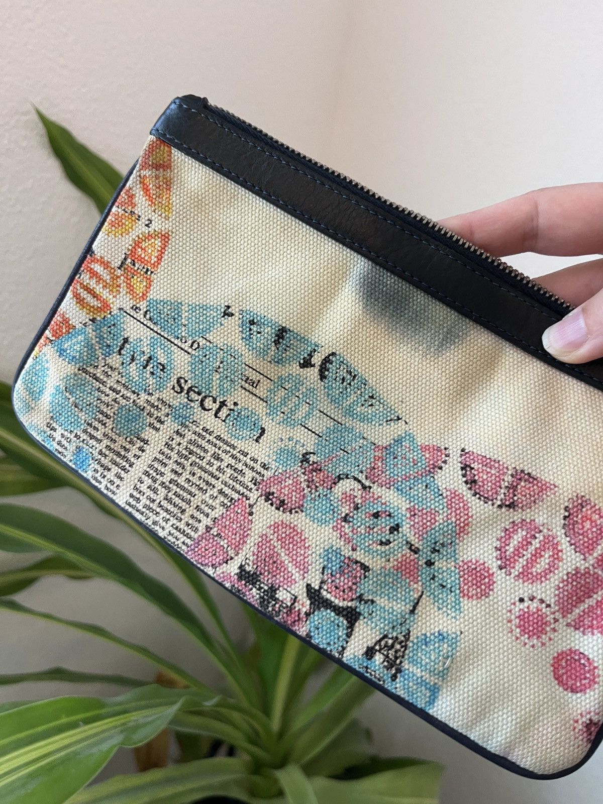 John Galliano Archival John Galliano Gazette Newsprint Wristlet Pouch Size ONE SIZE - 5 Thumbnail