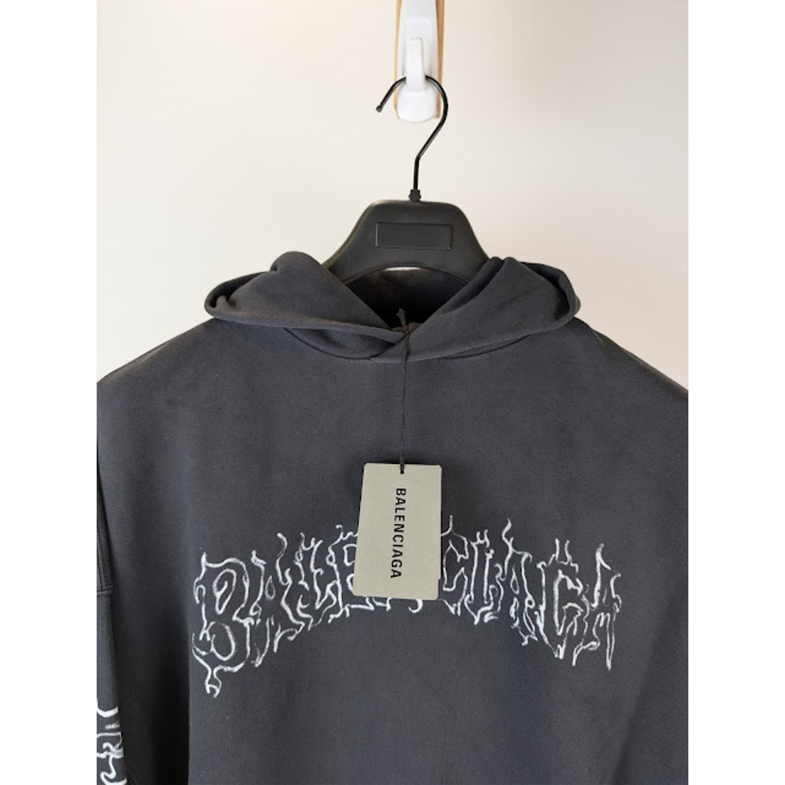 Balenciaga o1rshd1 Q:2 / DIY Metal Outline Large Fit Hoodie Faded Black Size US XL / EU 56 / 4 - 7 Thumbnail