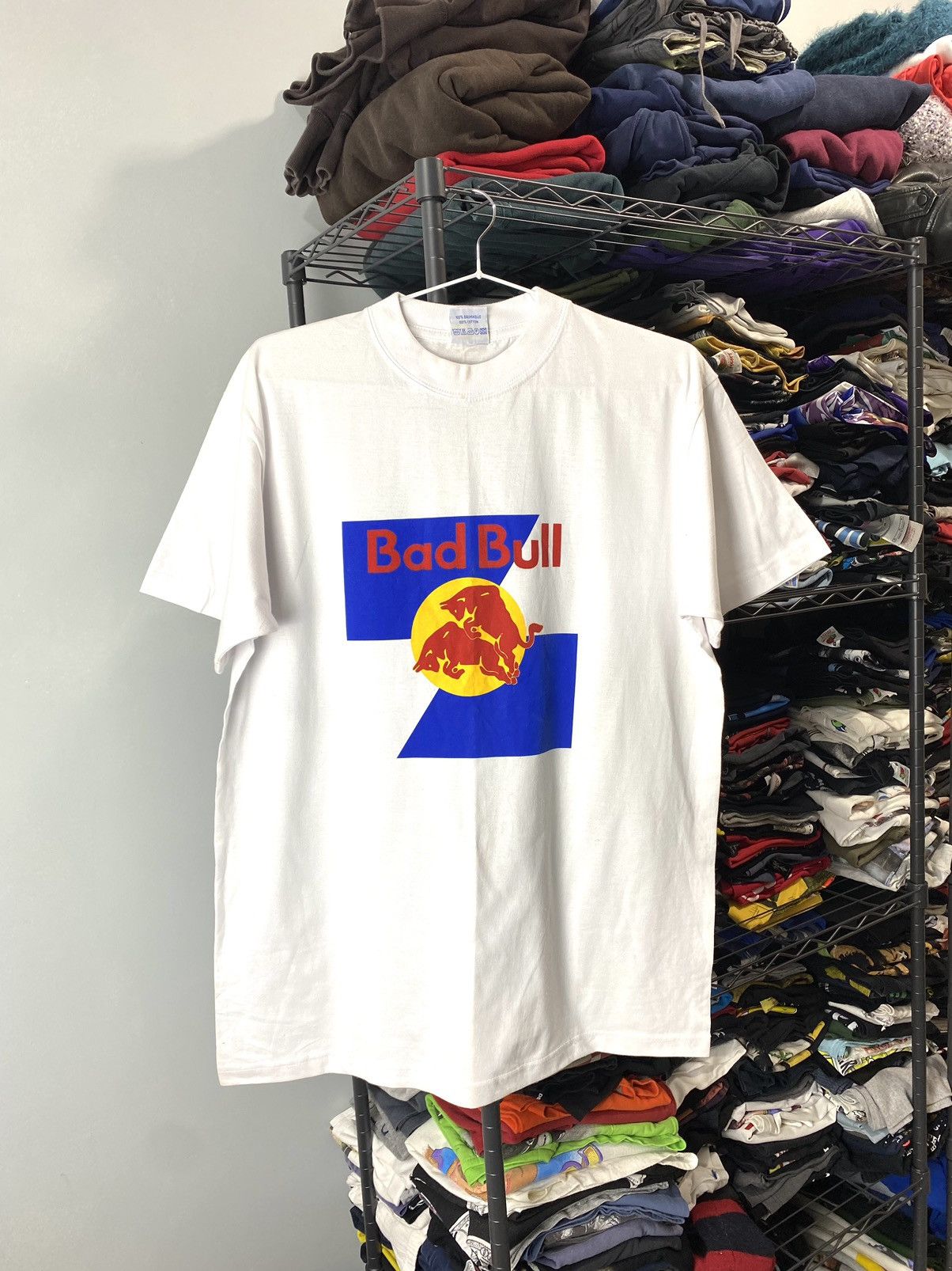 Red Bull Vintage 90s Red Bull Bad Bull Humor Funny T Shirt Size US M / EU 48-50 / 2 - 1 Thumbnail