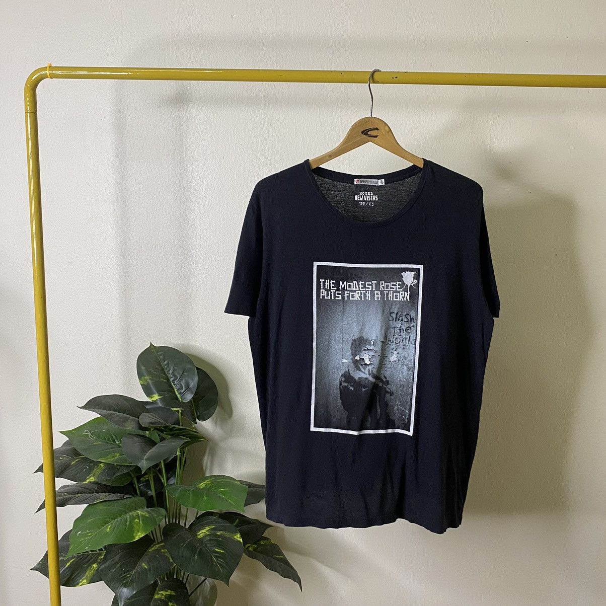14th Addiction × 20471120 × Japanese Brand Japanese Brand The Modest Rose Puts Forth A Thorn Tee Size US L / EU 52-54 / 3 - 1 Thumbnail