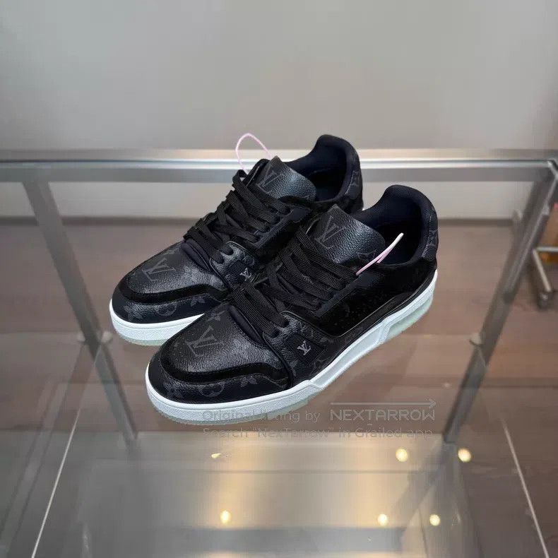 Louis Vuitton Louis Vuitton TRAINER Black presbyopia shoes Size US 7 / EU 40 - 1 Thumbnail