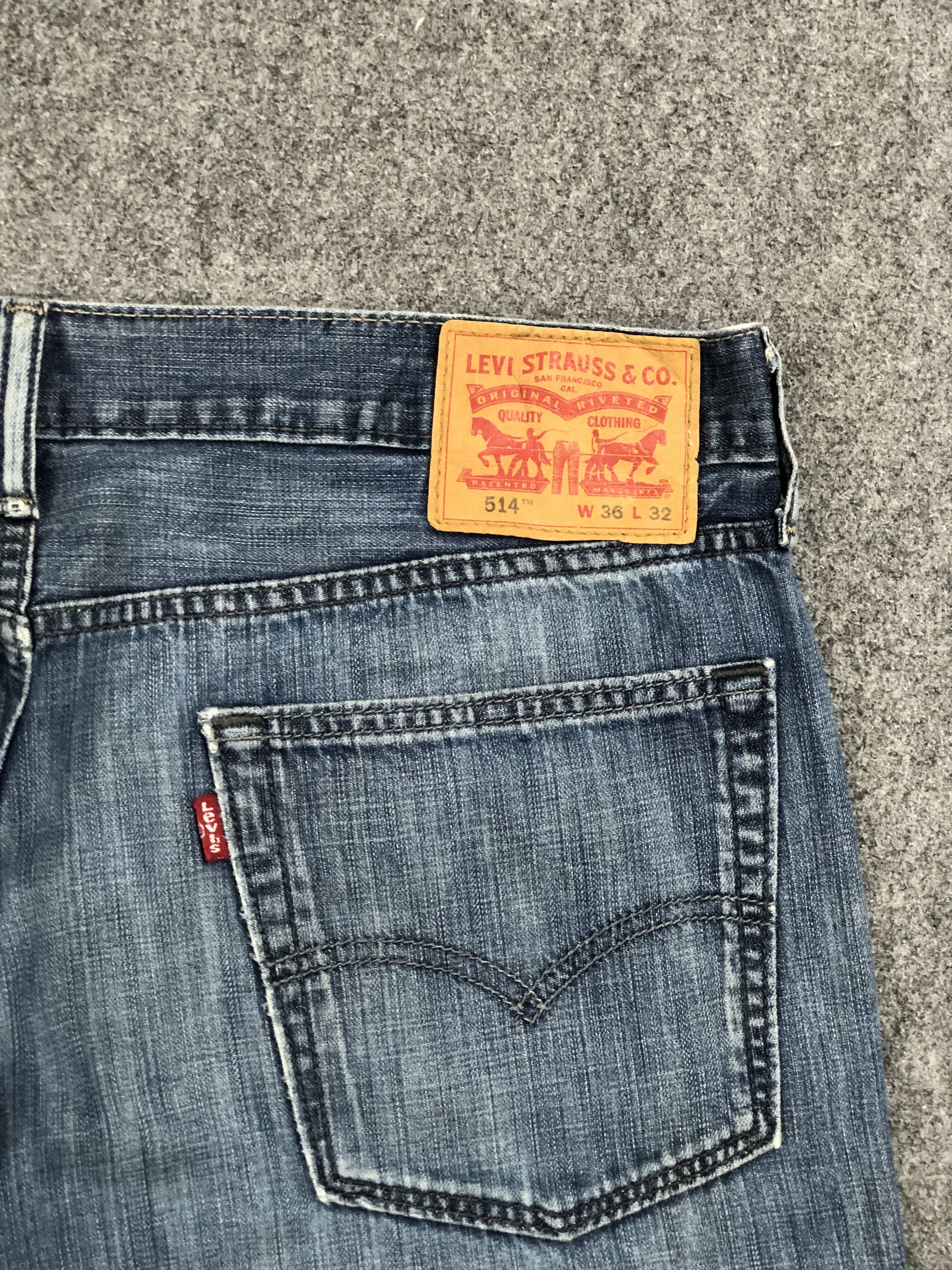 Levi's × Vintage Vintage Levis 514 Faded Blue Jeans Size US 37 - 15 Thumbnail
